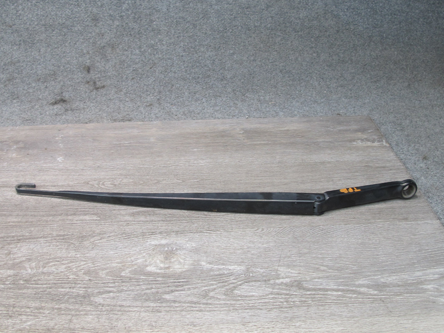 01-06 BMW E46 330ci Coupe Convertible Left & Right Windshield Wiper Arm Set OEM