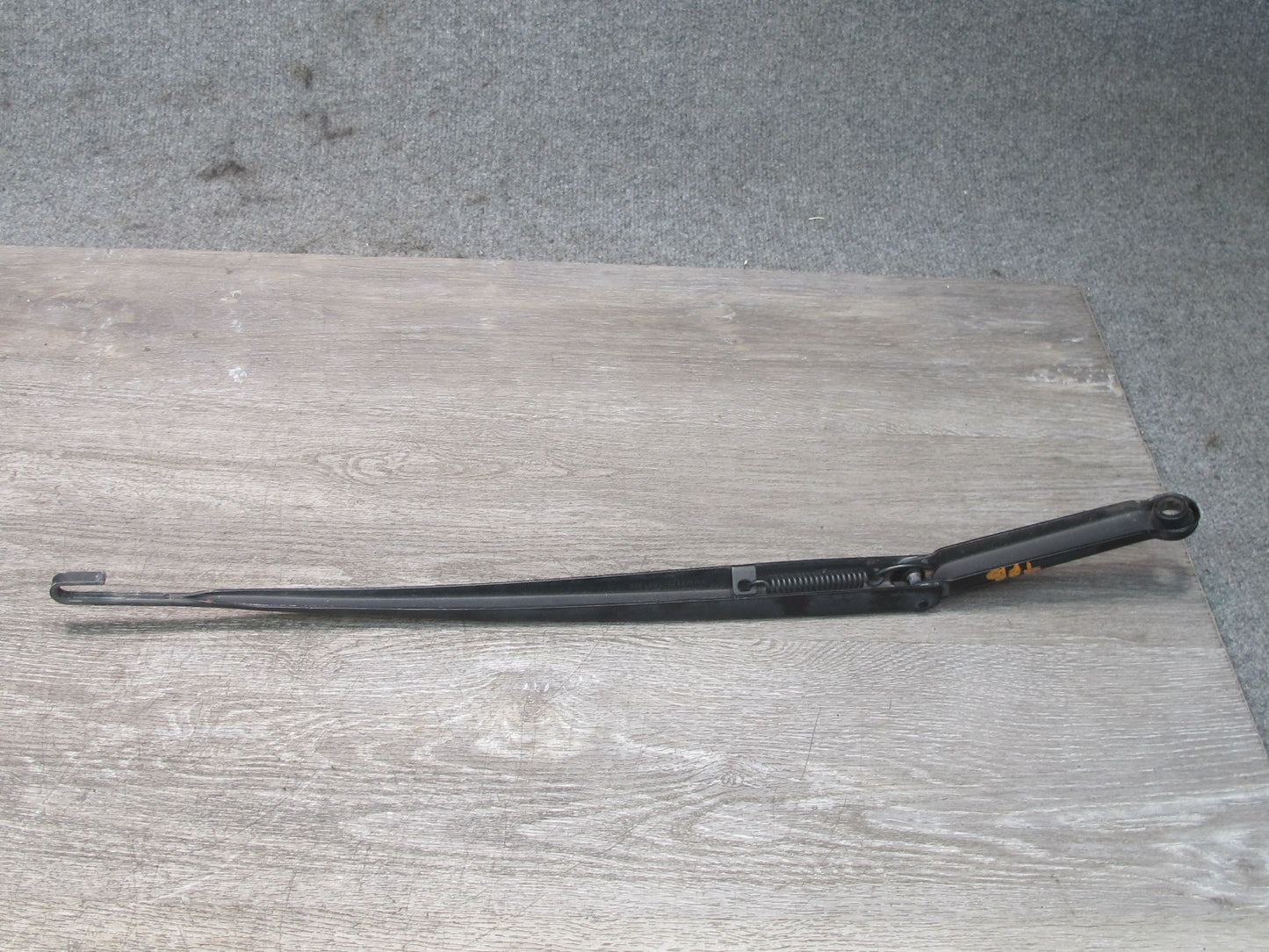 01-06 BMW E46 330ci Coupe Convertible Left & Right Windshield Wiper Arm Set OEM