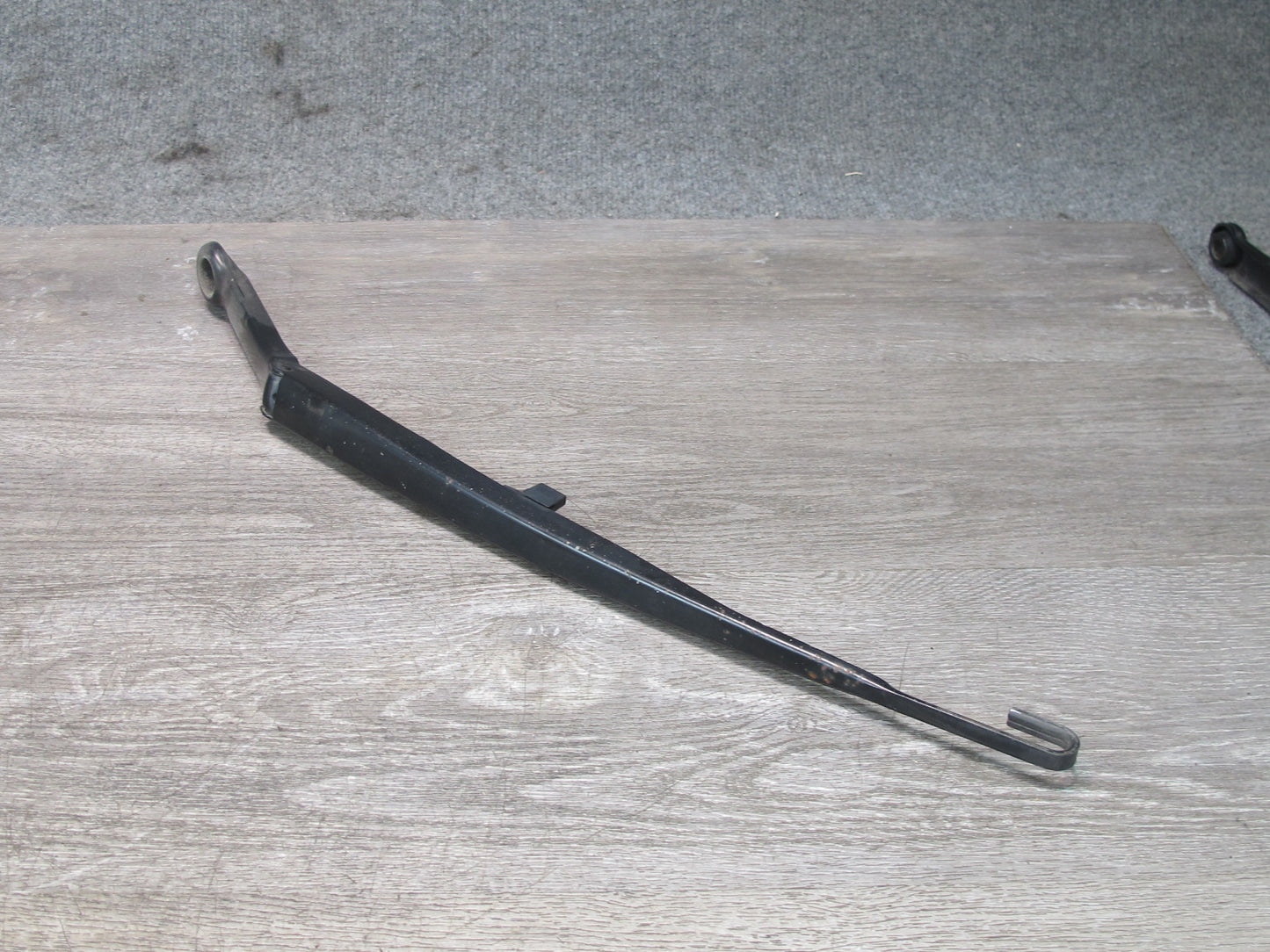 01-06 BMW E46 330ci Coupe Convertible Left & Right Windshield Wiper Arm Set OEM