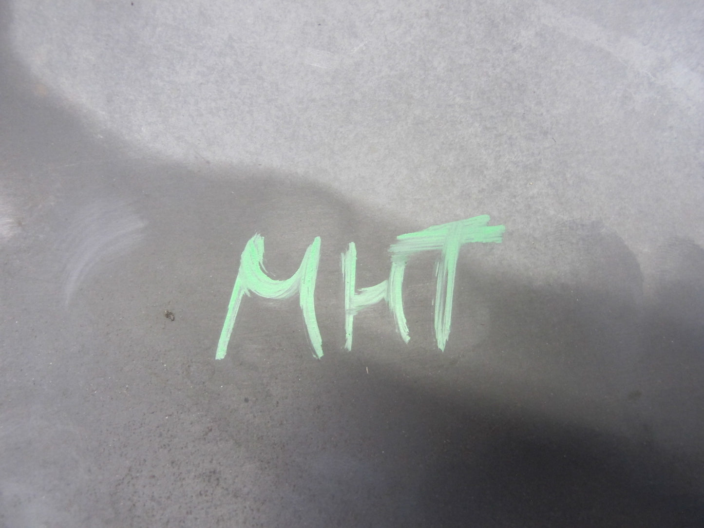 2003-2007 Hummer H2 6.2L V8 Front Engine Motor Shield Plastic Cover Panel Trim