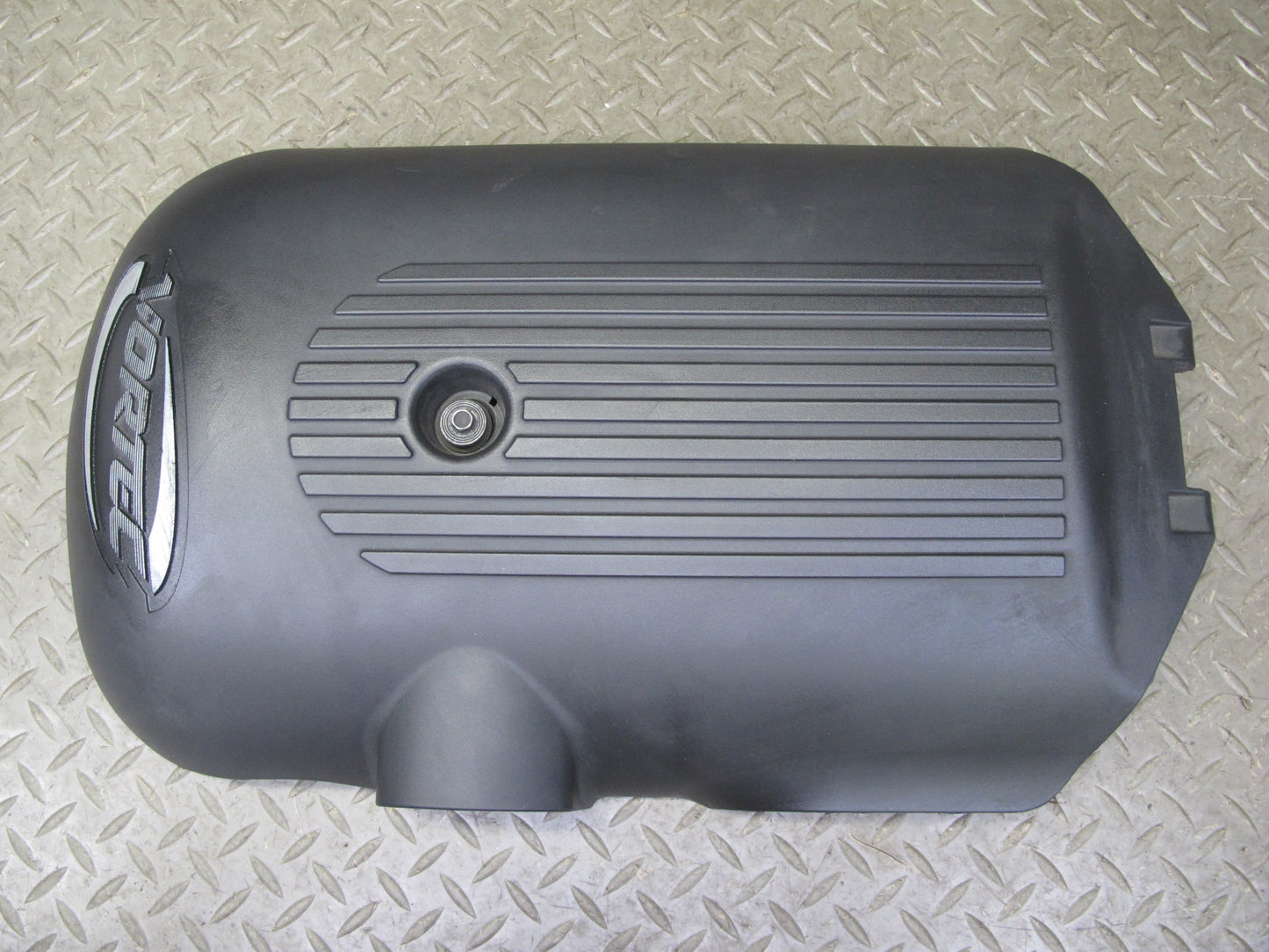 2003-2007 Hummer H2 6.2L V8 Front Engine Motor Shield Plastic Cover Panel Trim