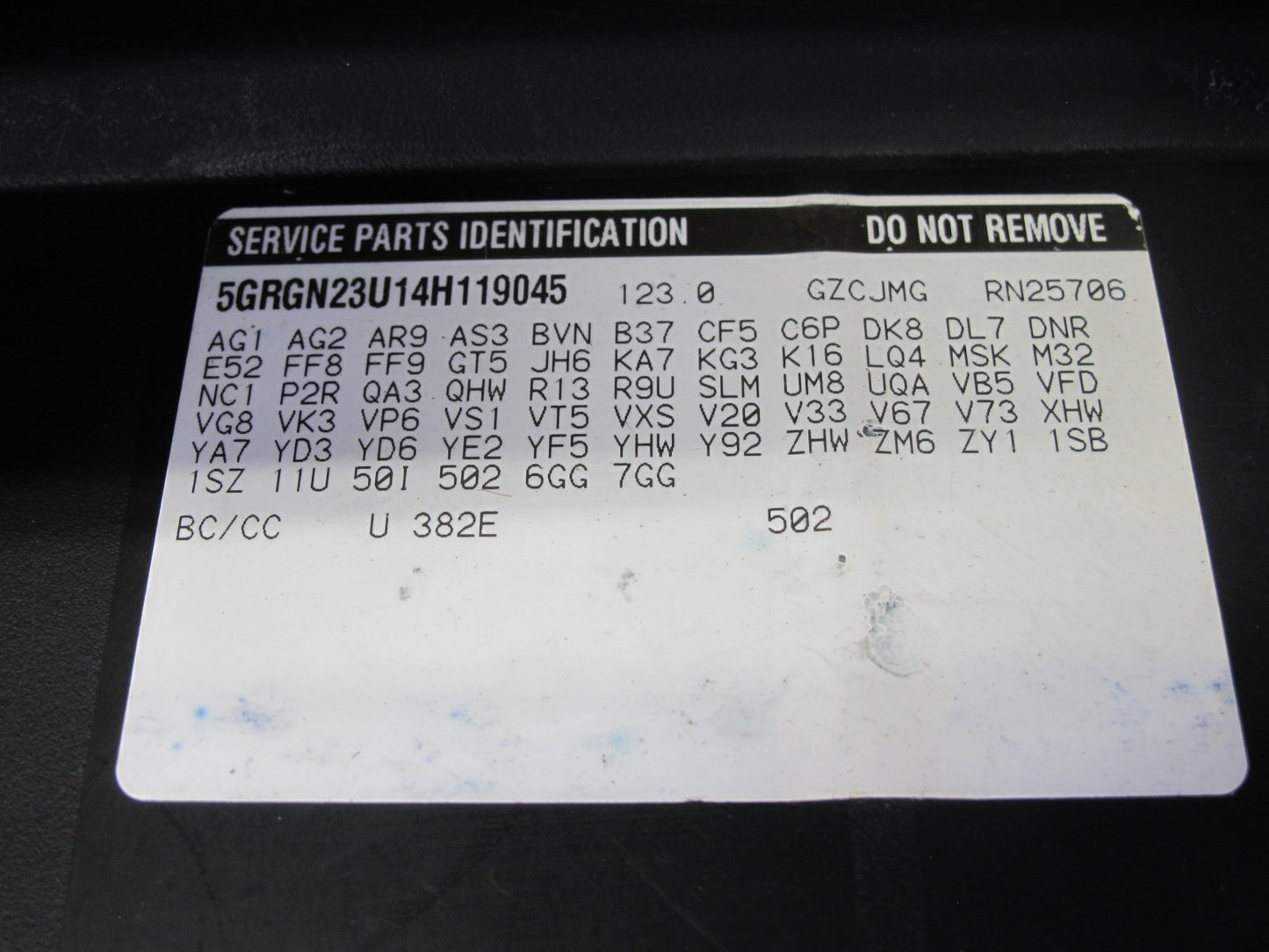 2003-2004 Hummer H2 Front Right Passenger Dash Glove Box Compartment Storage