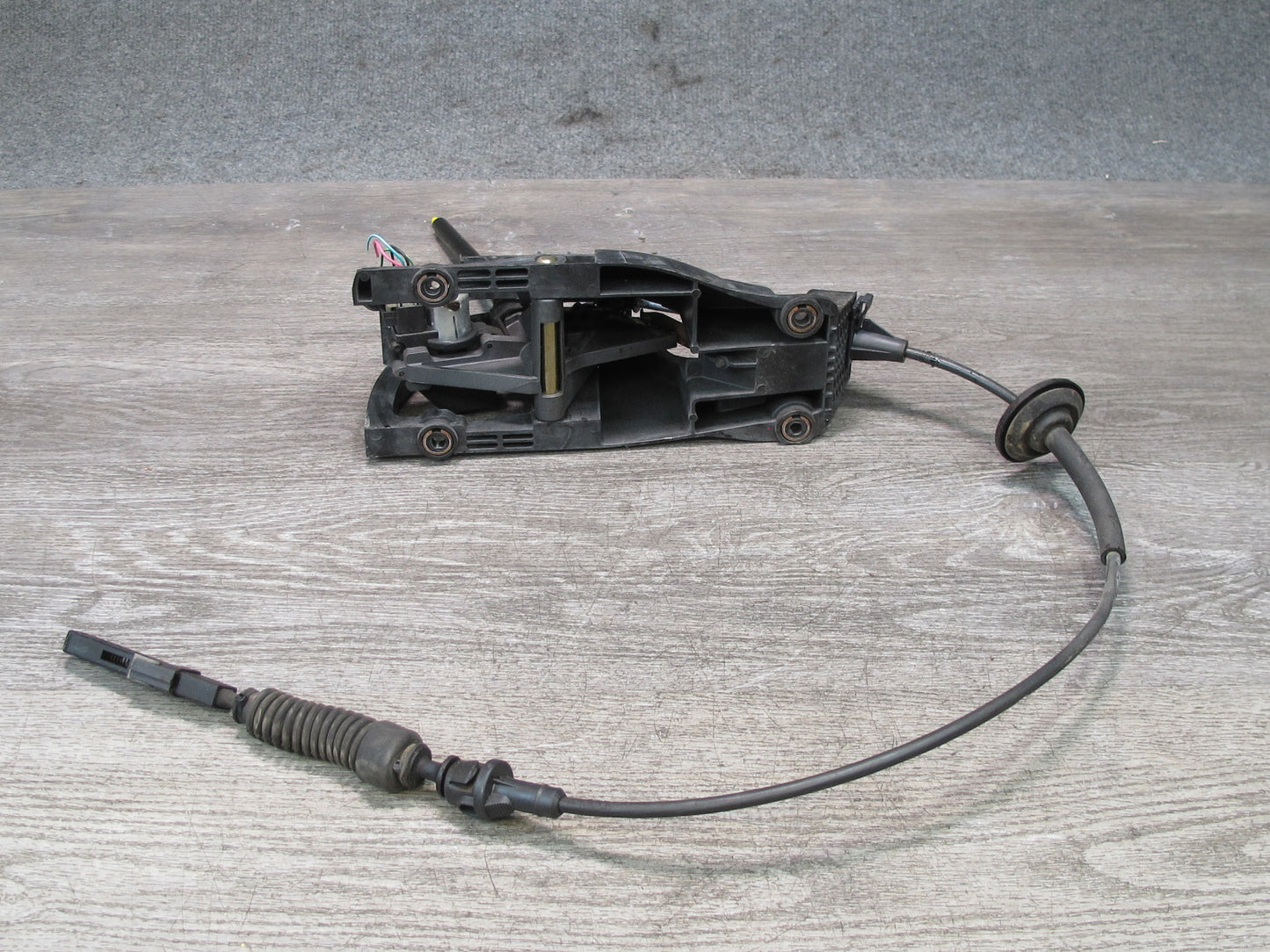 2003-2007 Hummer H2 A/T Automatic Transmission Gear Shifter Selector W/ Cable