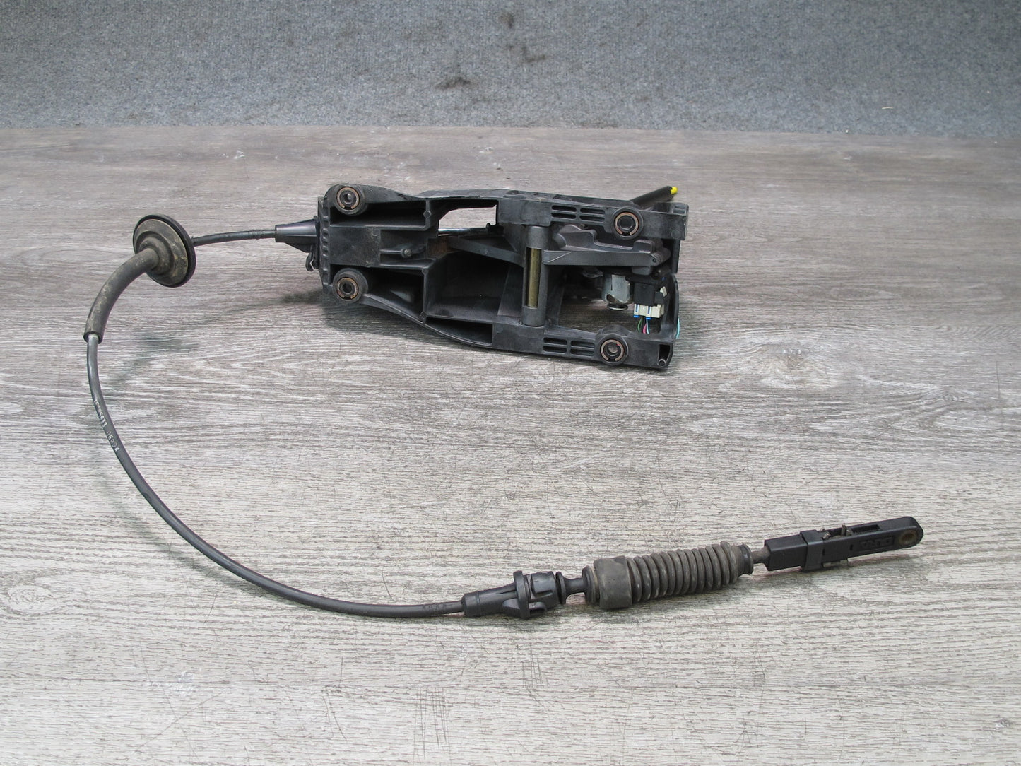 2003-2007 Hummer H2 A/T Automatic Transmission Gear Shifter Selector W/ Cable