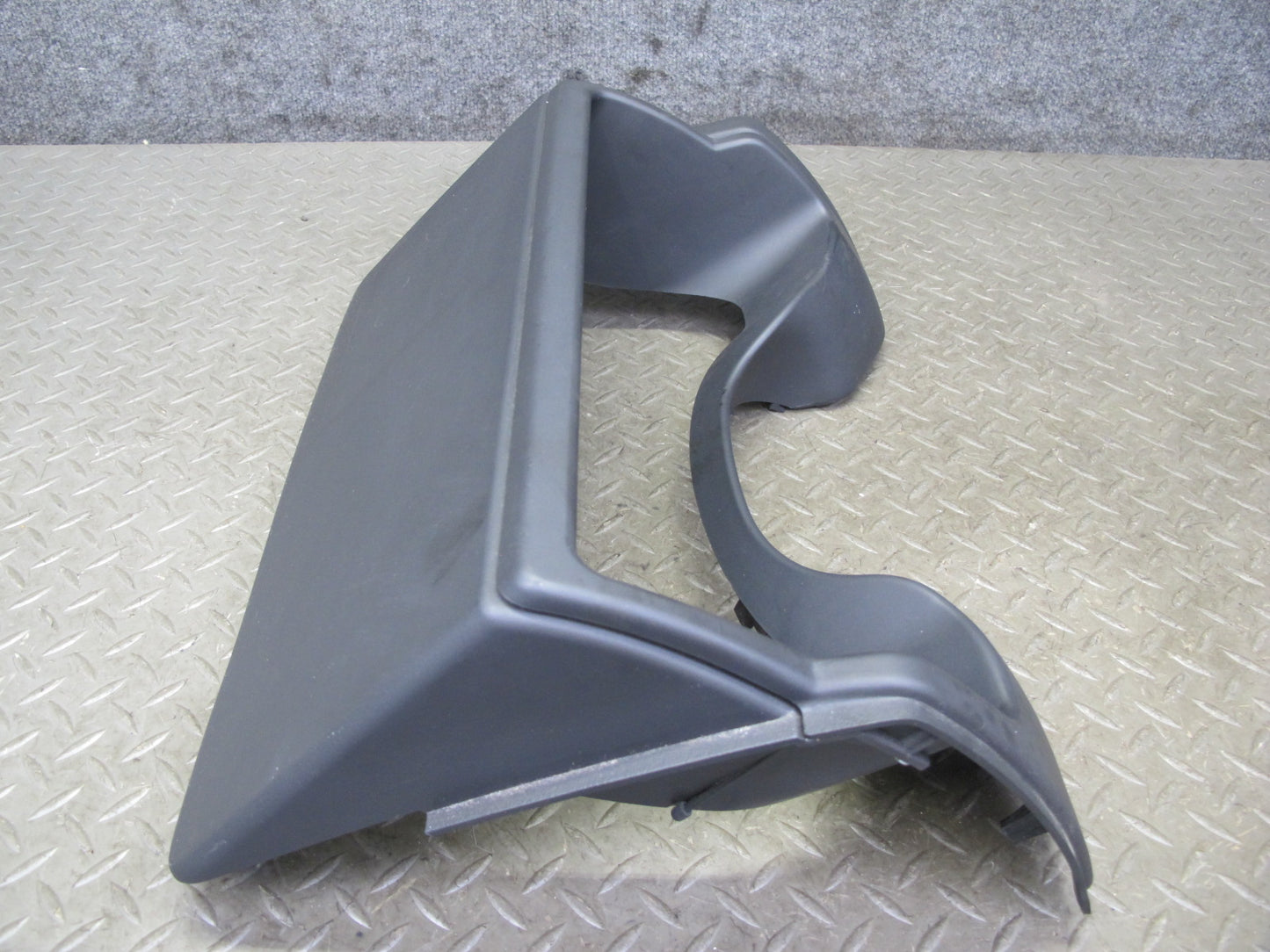 2003-2007 Hummer H2 Dash Instrument Panel Speedometer Trim Bezel Panel 15177439