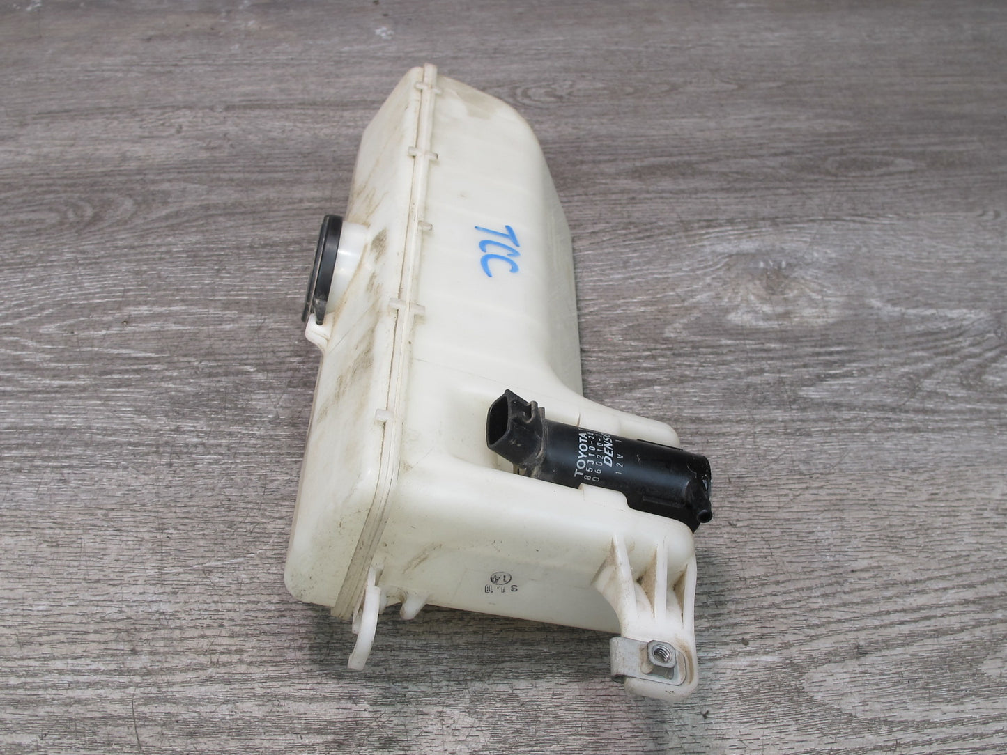 95-97 Toyota Celsior Secondary Windshield Washer Fluid Reservoir Tank w Pump OEM