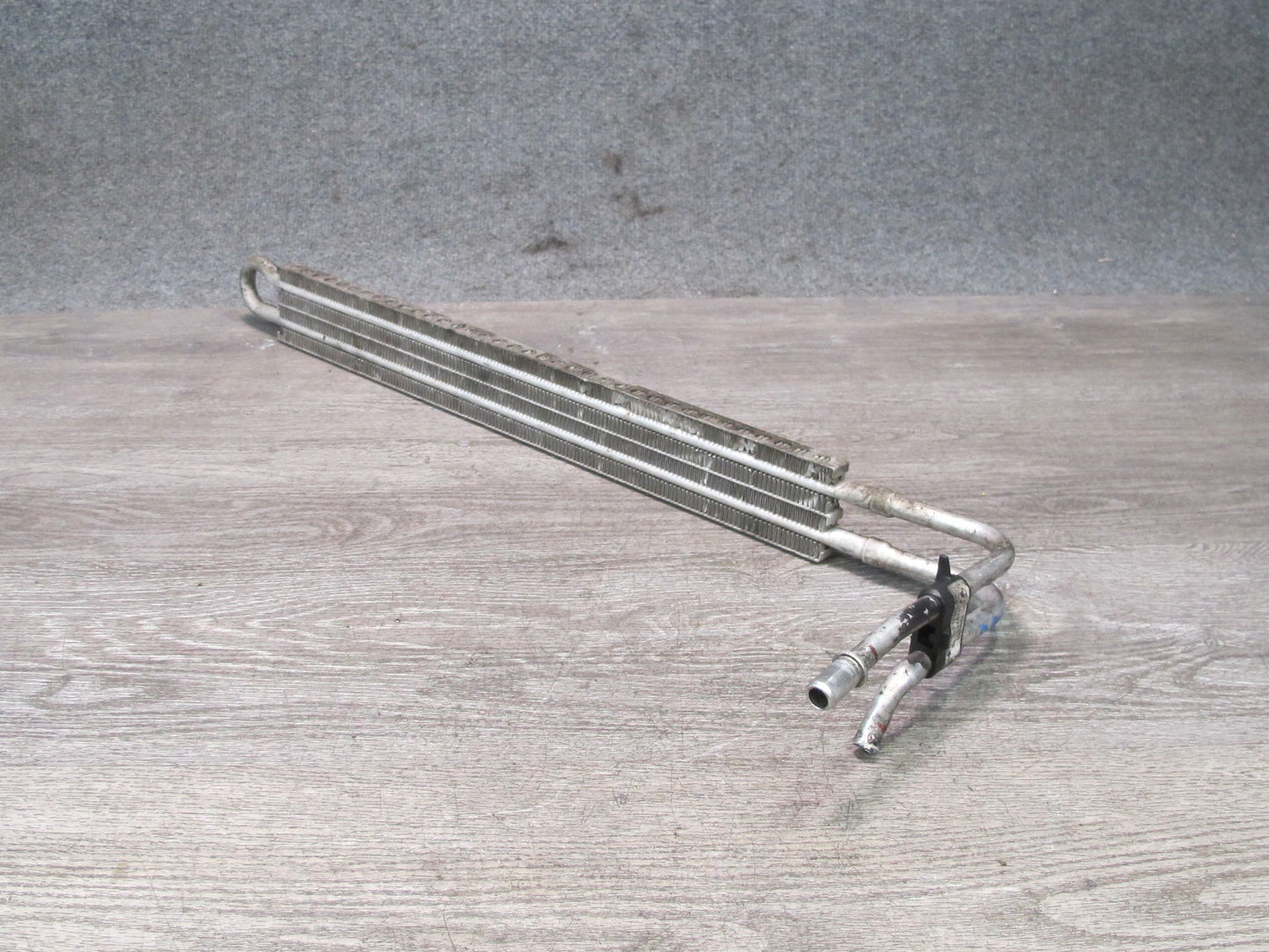 08-13 BMW E82 E88 135i Power Steering Oil Cooler Radiator 7540810 OEM