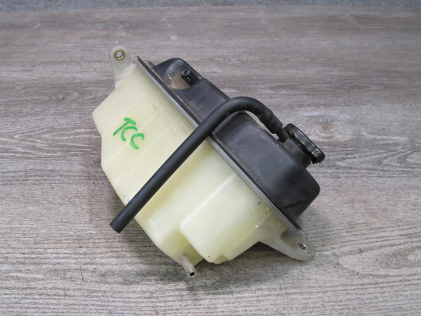 95-97 Lexus LS400 Celsior Engine Coolant Expansion Overflow Reservoir Tank OEM