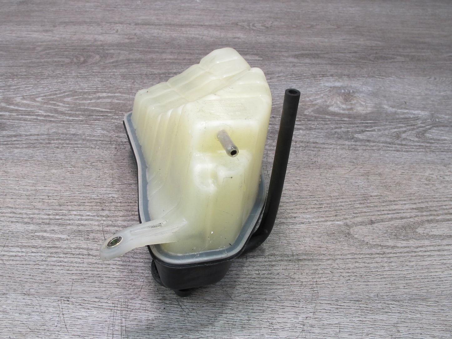 95-97 Lexus LS400 Celsior Engine Coolant Expansion Overflow Reservoir Tank OEM