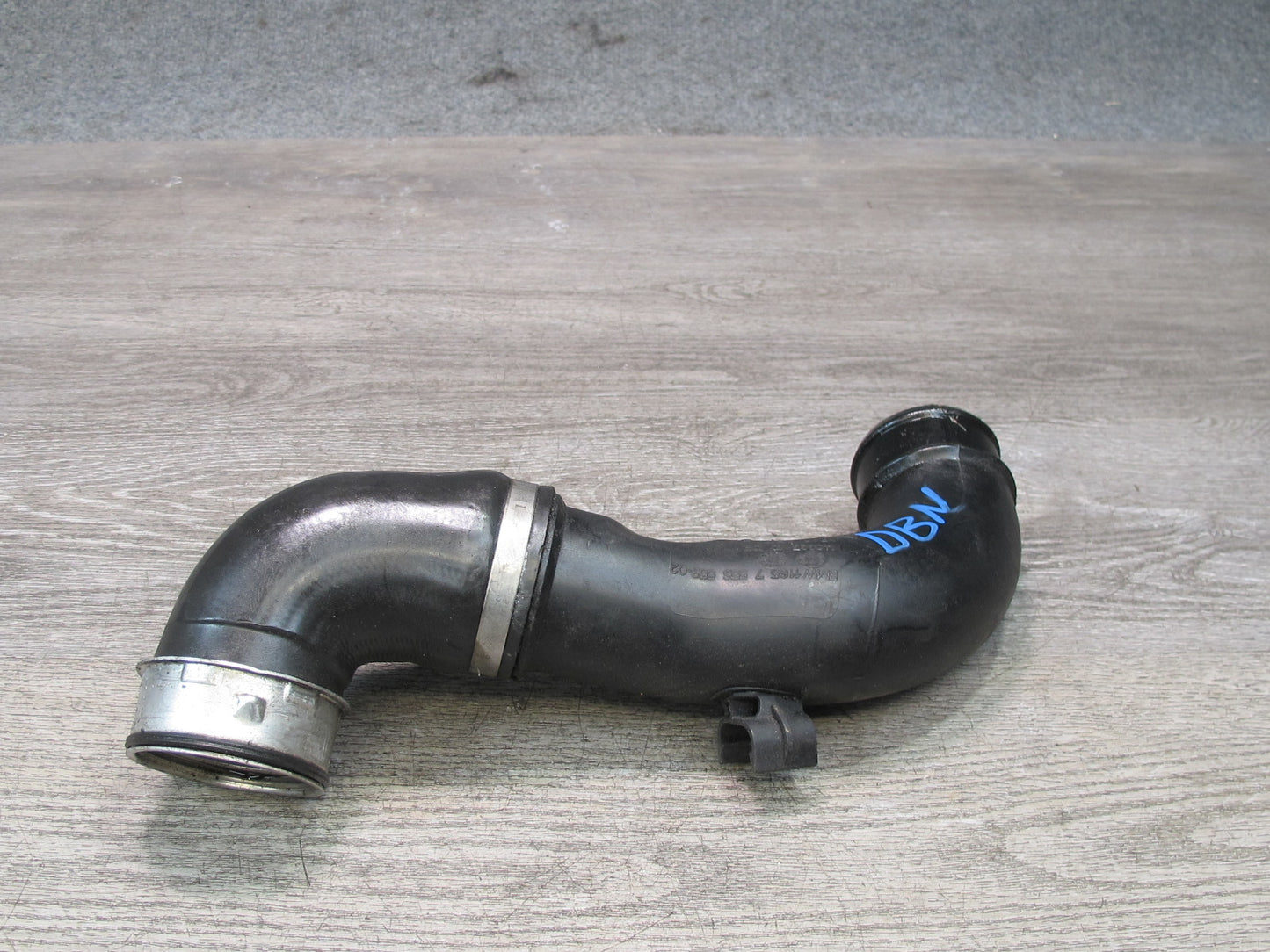 08-13 BMW E82 E88 135i Turbo Air Intake Charge Hose Pipe Line 7556553 OEM