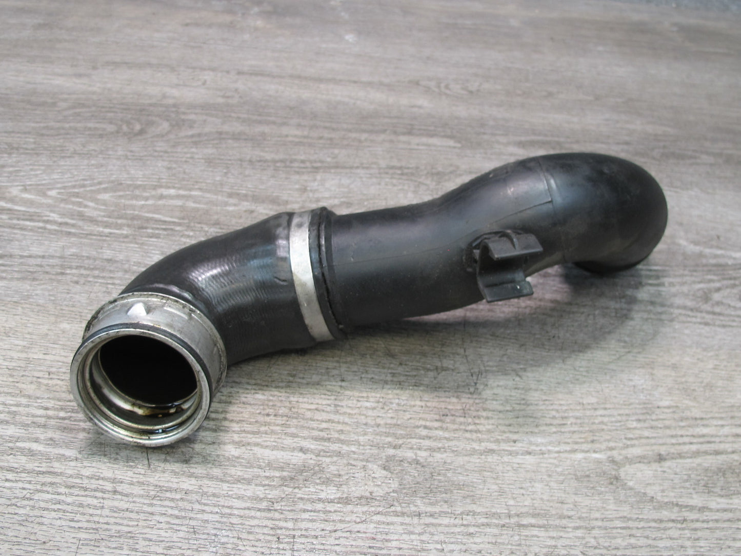 08-13 BMW E82 E88 135i Turbo Air Intake Charge Hose Pipe Line 7556553 OEM