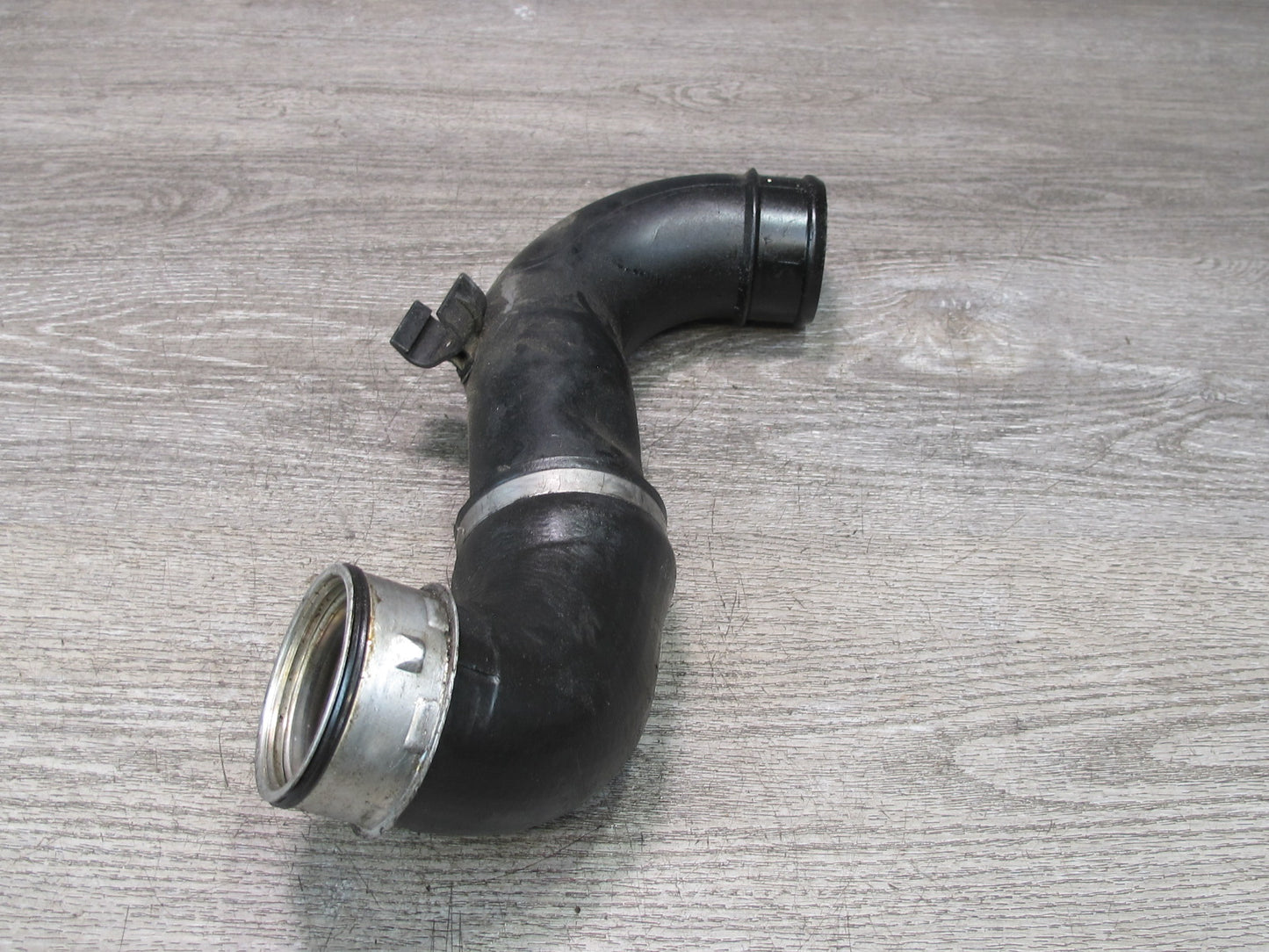 08-13 BMW E82 E88 135i Turbo Air Intake Charge Hose Pipe Line 7556553 OEM