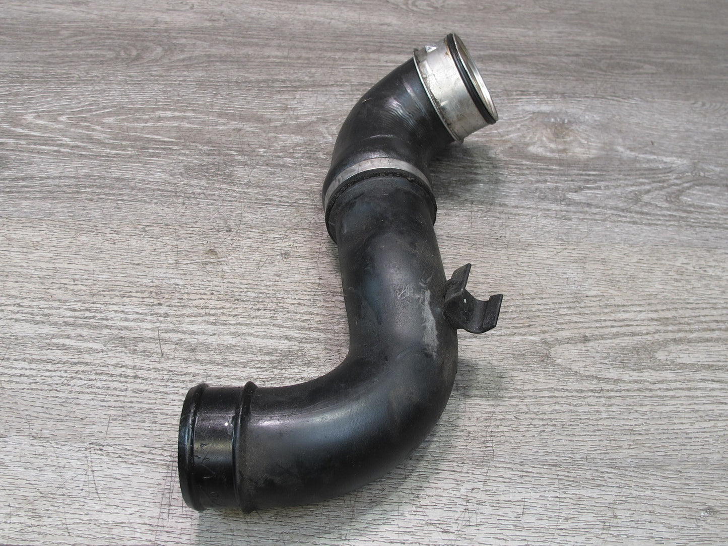 08-13 BMW E82 E88 135i Turbo Air Intake Charge Hose Pipe Line 7556553 OEM