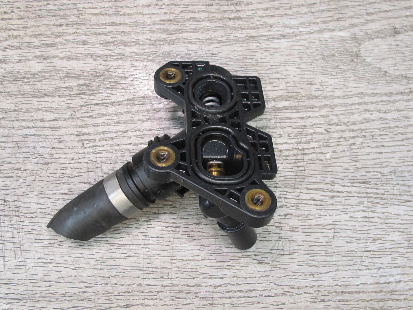 11-17 BMW F25 X3 Transmission Oil Cooler Thermostat Housing 7606093 OEM