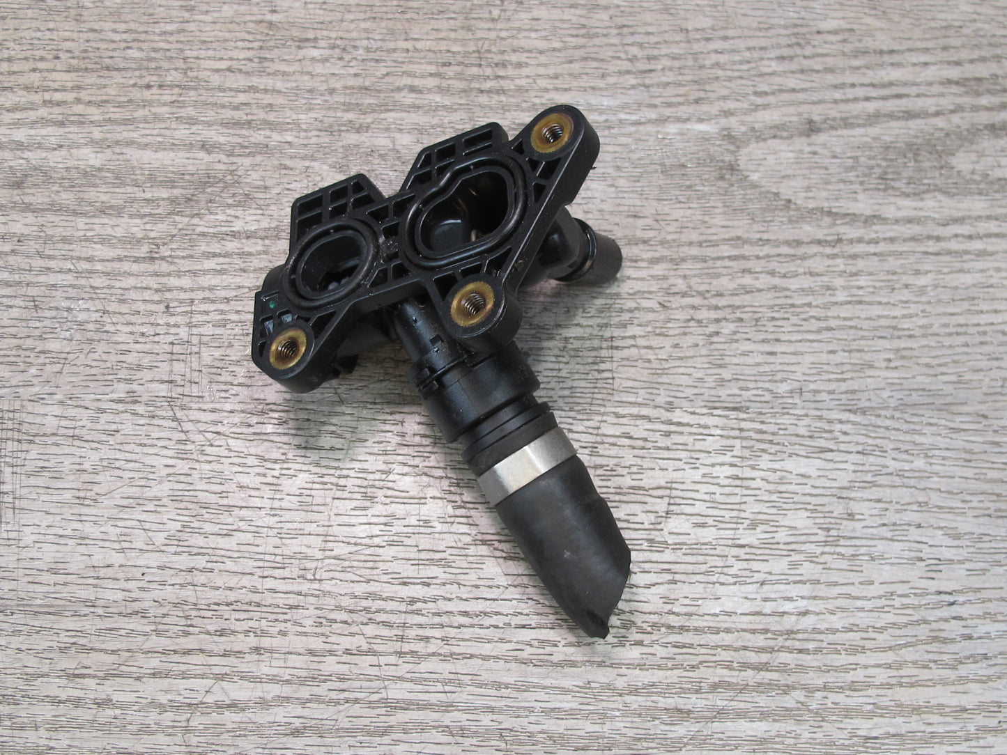 11-17 BMW F25 X3 Transmission Oil Cooler Thermostat Housing 7606093 OEM