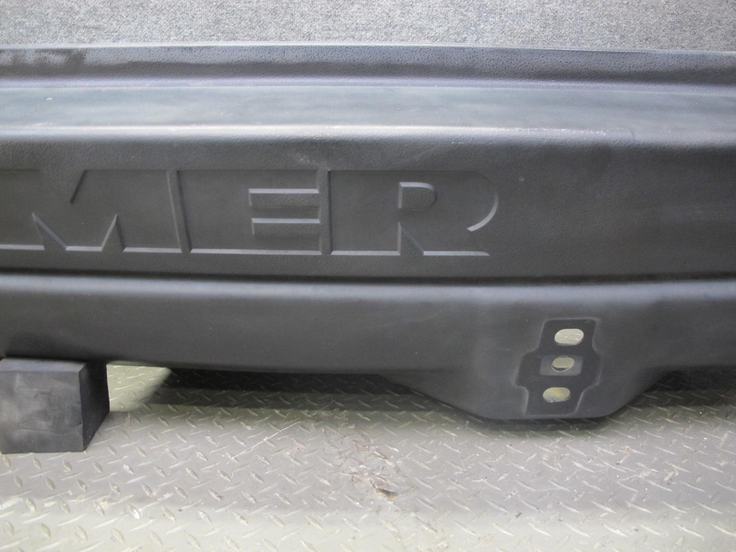 2003-2005 Hummer H2 Rear Bumper Panel Cover Assembly