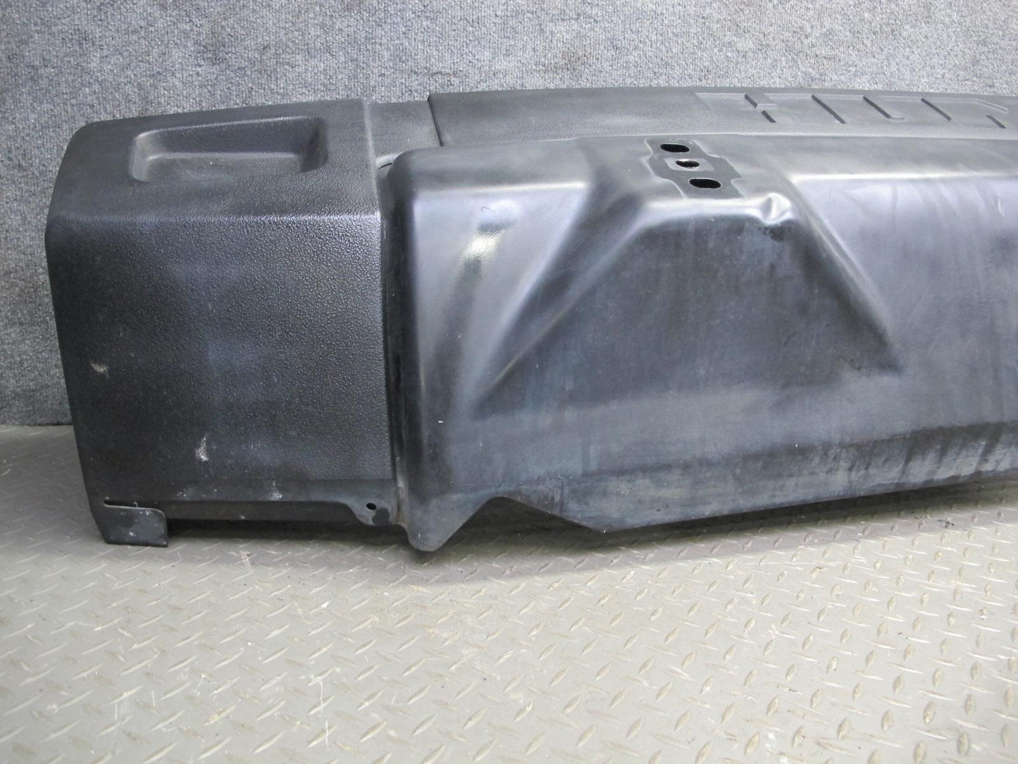 2003-2005 Hummer H2 Rear Bumper Panel Cover Assembly