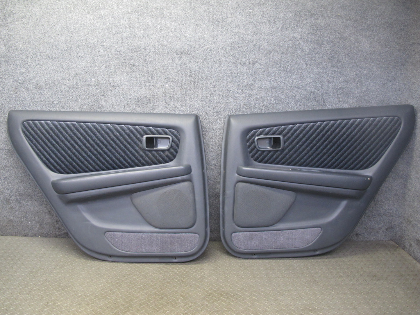 96-98 Toyota MARK2 JZX100 Tourer Set of 2 Rear Left & Right Door Trim Panel OEM