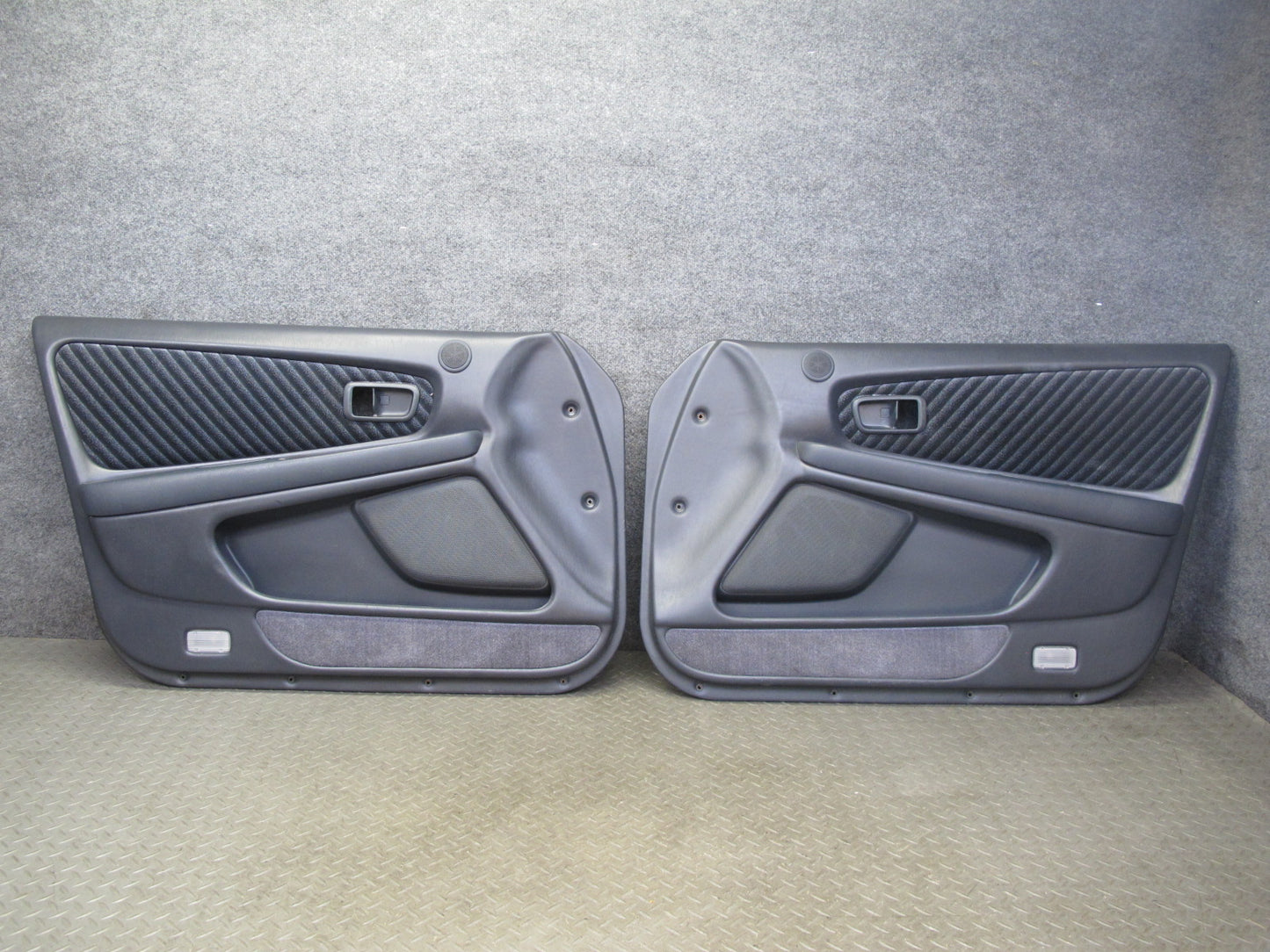 96-98 Toyota MARK2 JZX100 Tourer Set of 2 Front Left & Right Door Trim Panel OEM