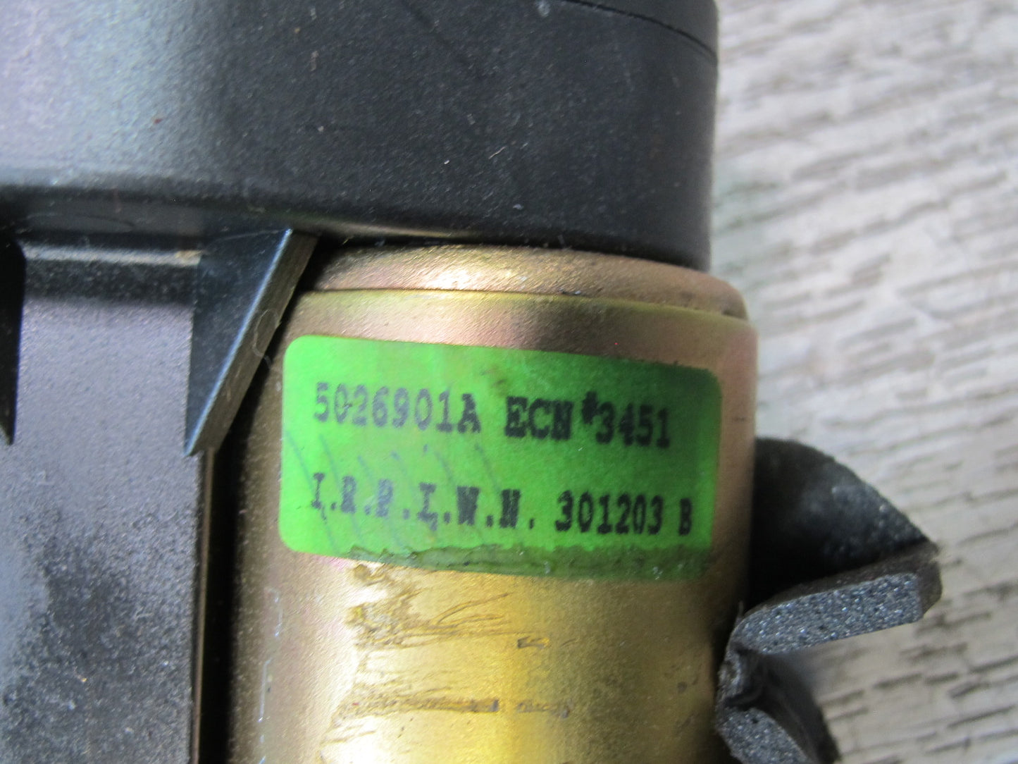 2003-2007 Hummer H2 Front Left Driver Side Seat Lower Frame Lumbar Motors Set