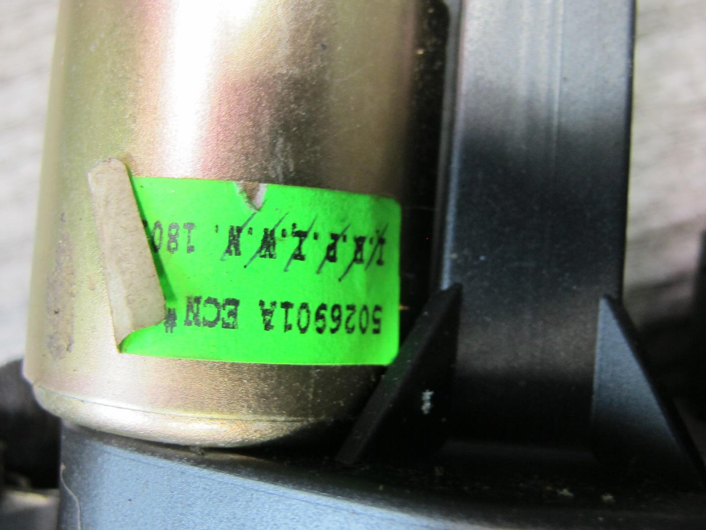 2003-2007 Hummer H2 Front Left Driver Side Seat Lower Frame Lumbar Motors Set