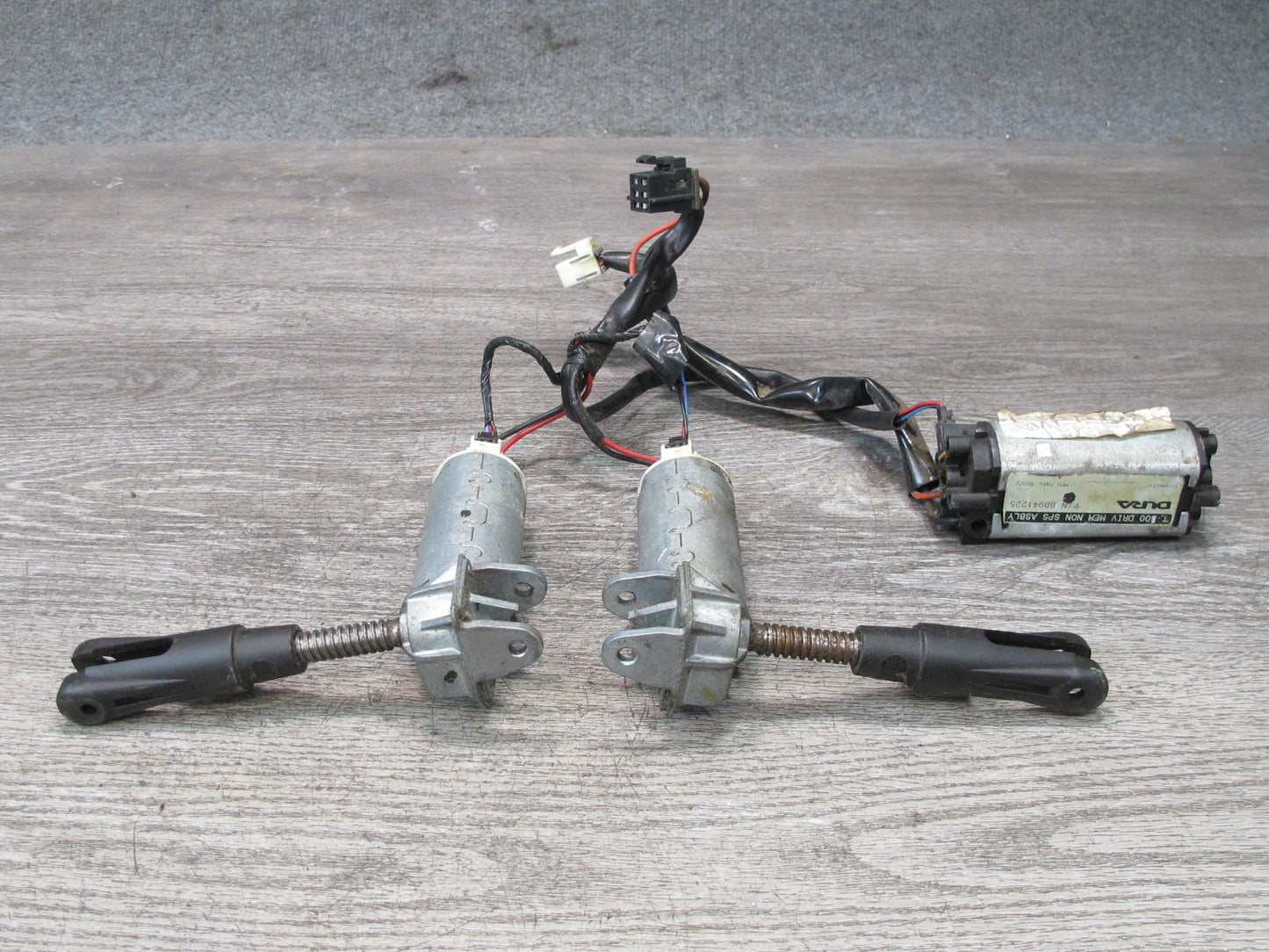 2003-2007 Hummer H2 Front Left Driver Side Seat Lower Frame Lumbar Motors Set