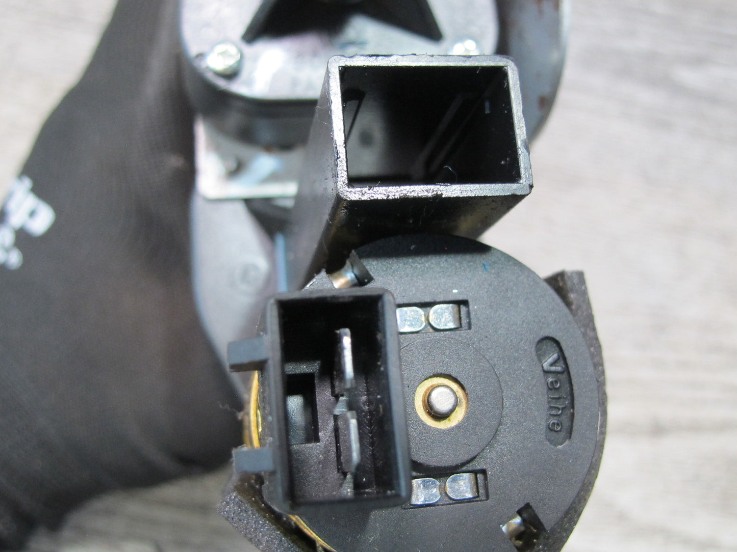 2003-2007 Hummer H2 Front Right Pass Side Seat Lower Frame Lumbar Motors Set