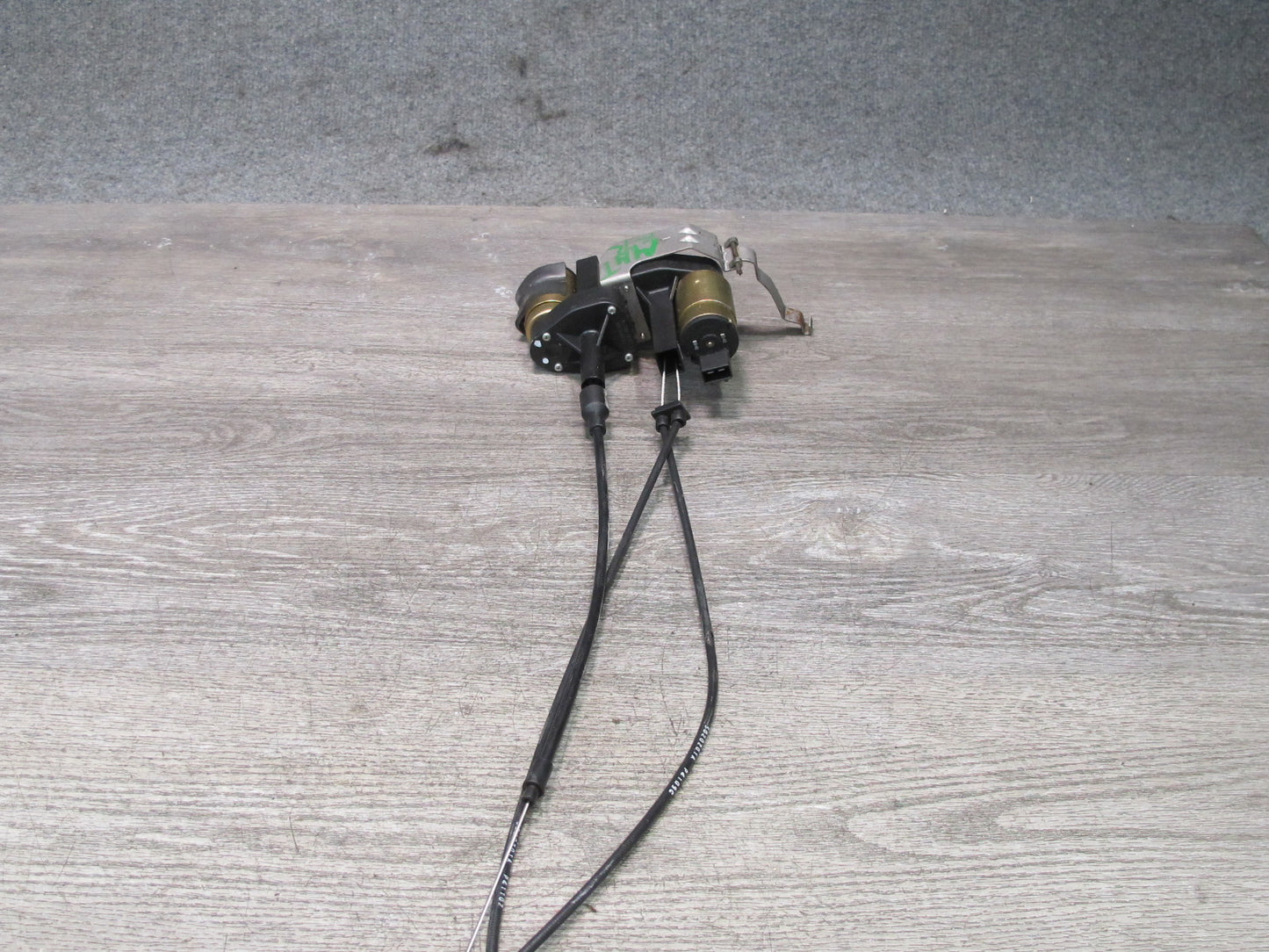 2003-2007 Hummer H2 Front Right Pass Side Seat Lower Frame Lumbar Motors Set