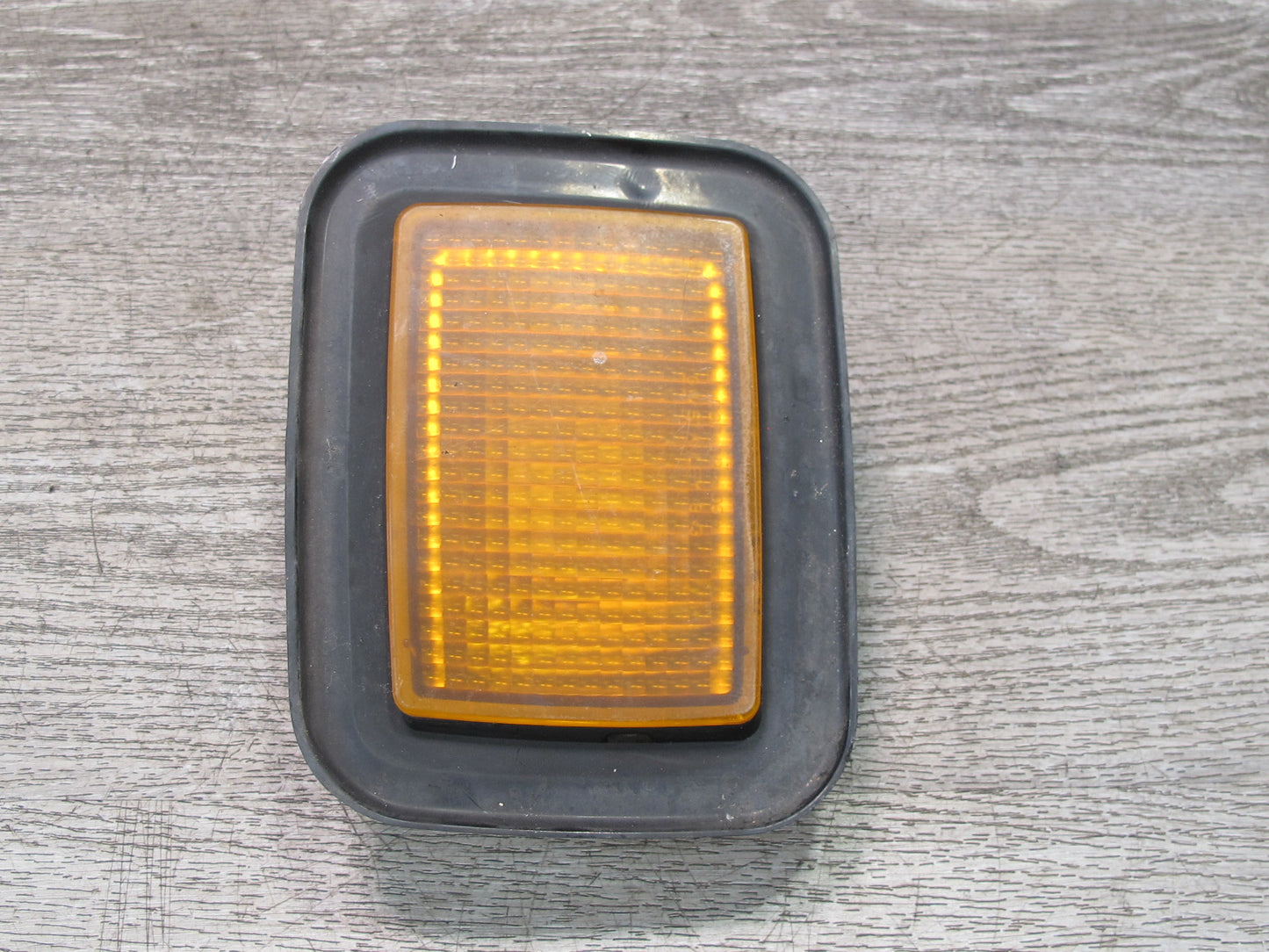 2003-2009 Hummer H2 Front Left & Right Side Turn Signal Parking Light Lamp Set