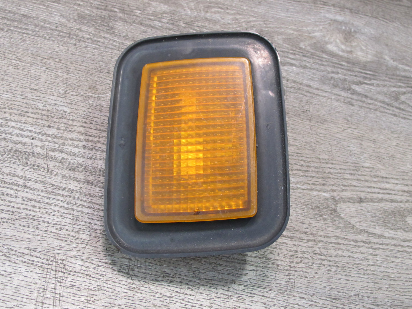 2003-2009 Hummer H2 Front Left & Right Side Turn Signal Parking Light Lamp Set