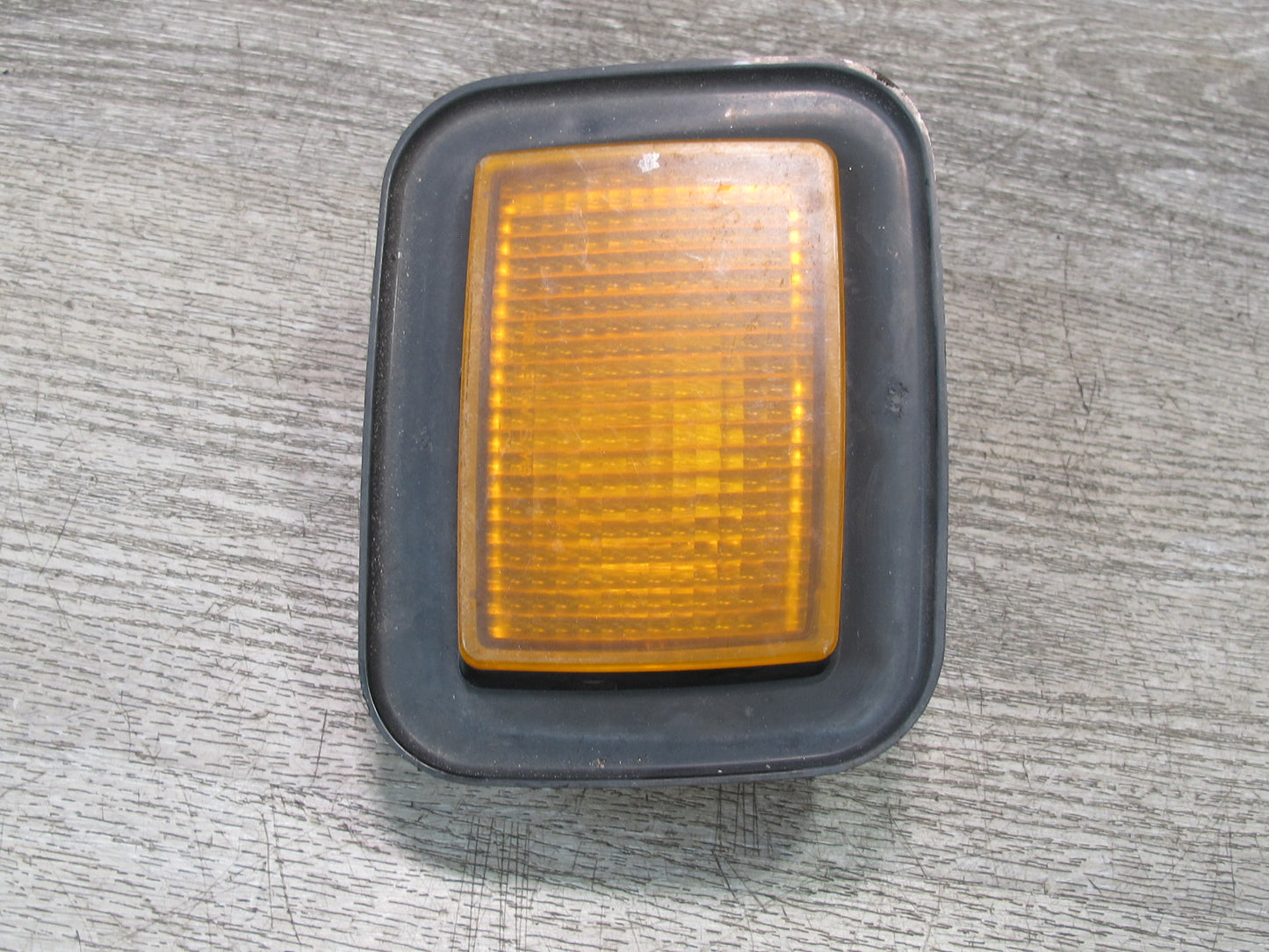 2003-2009 Hummer H2 Front Left & Right Side Turn Signal Parking Light Lamp Set