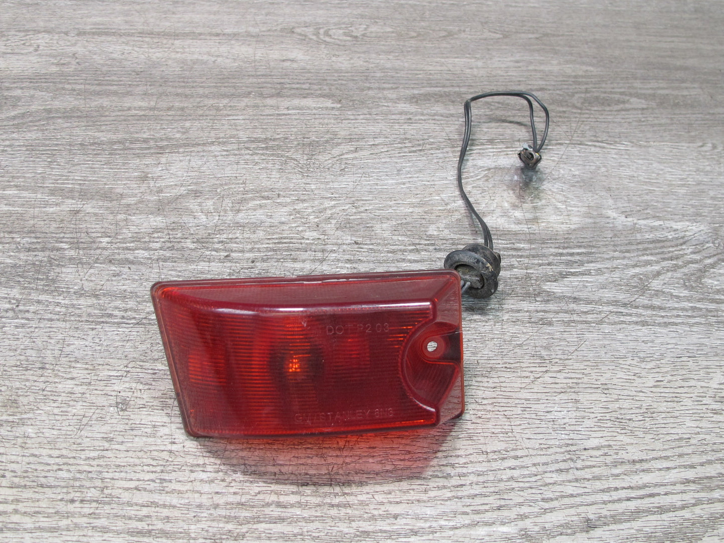 2003-2009 Hummer H2 Rear Roof Clearance Marker Light Lamp Set of 2