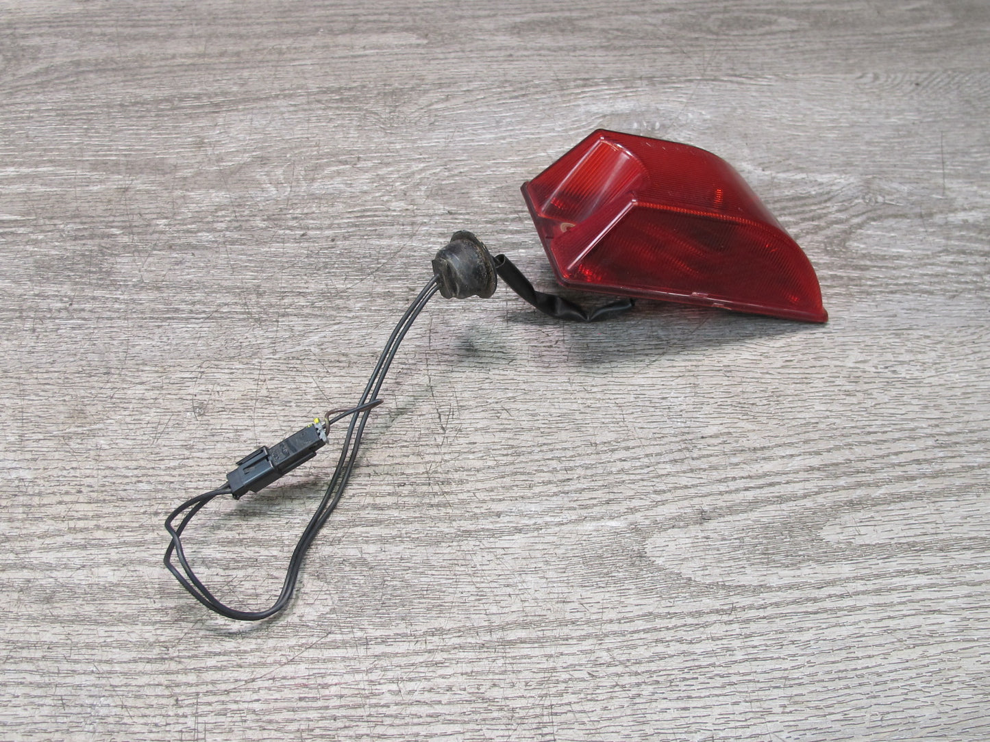 2003-2009 Hummer H2 Rear Roof Clearance Marker Light Lamp Set of 2