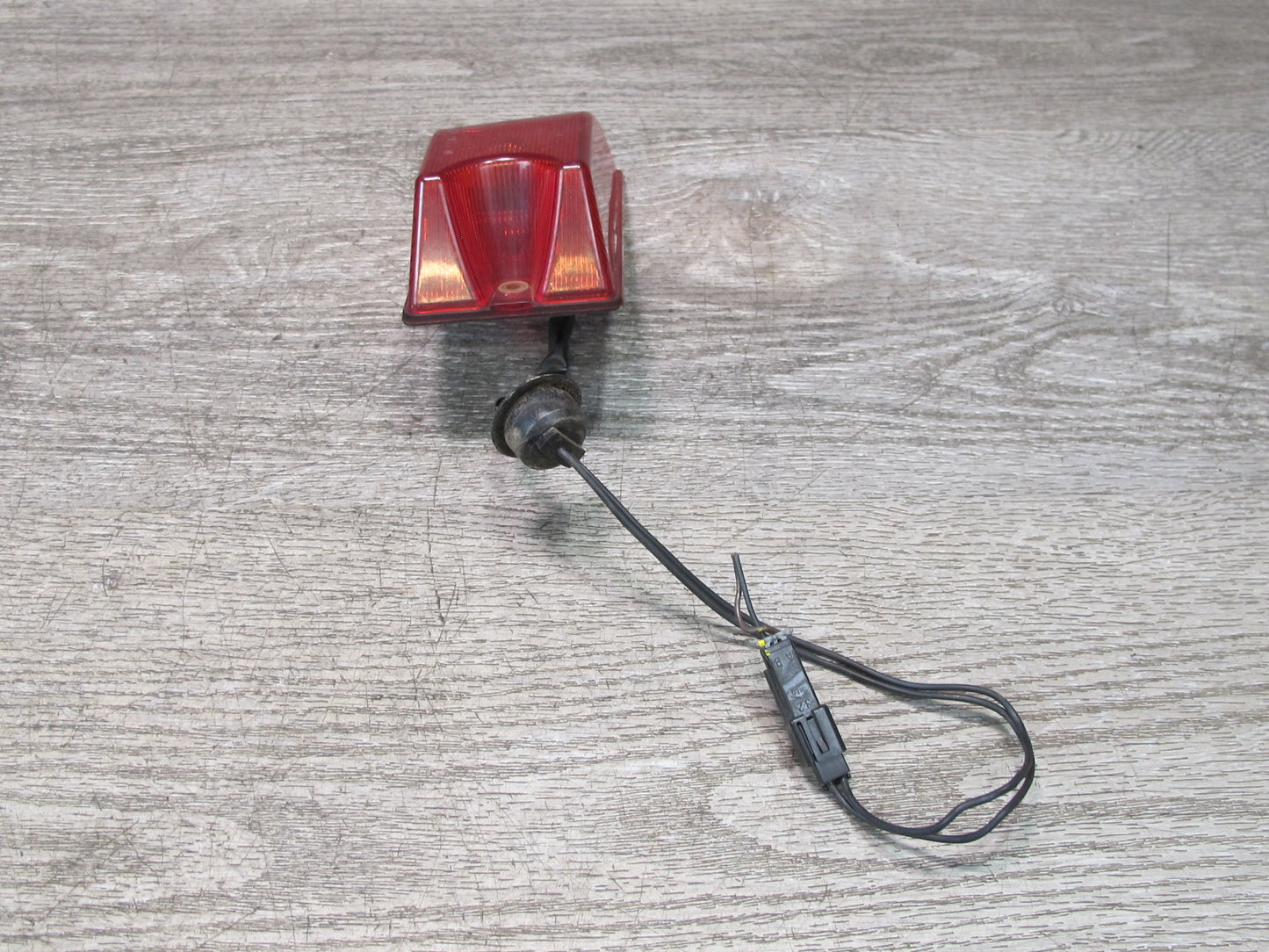 2003-2009 Hummer H2 Rear Roof Clearance Marker Light Lamp Set of 2