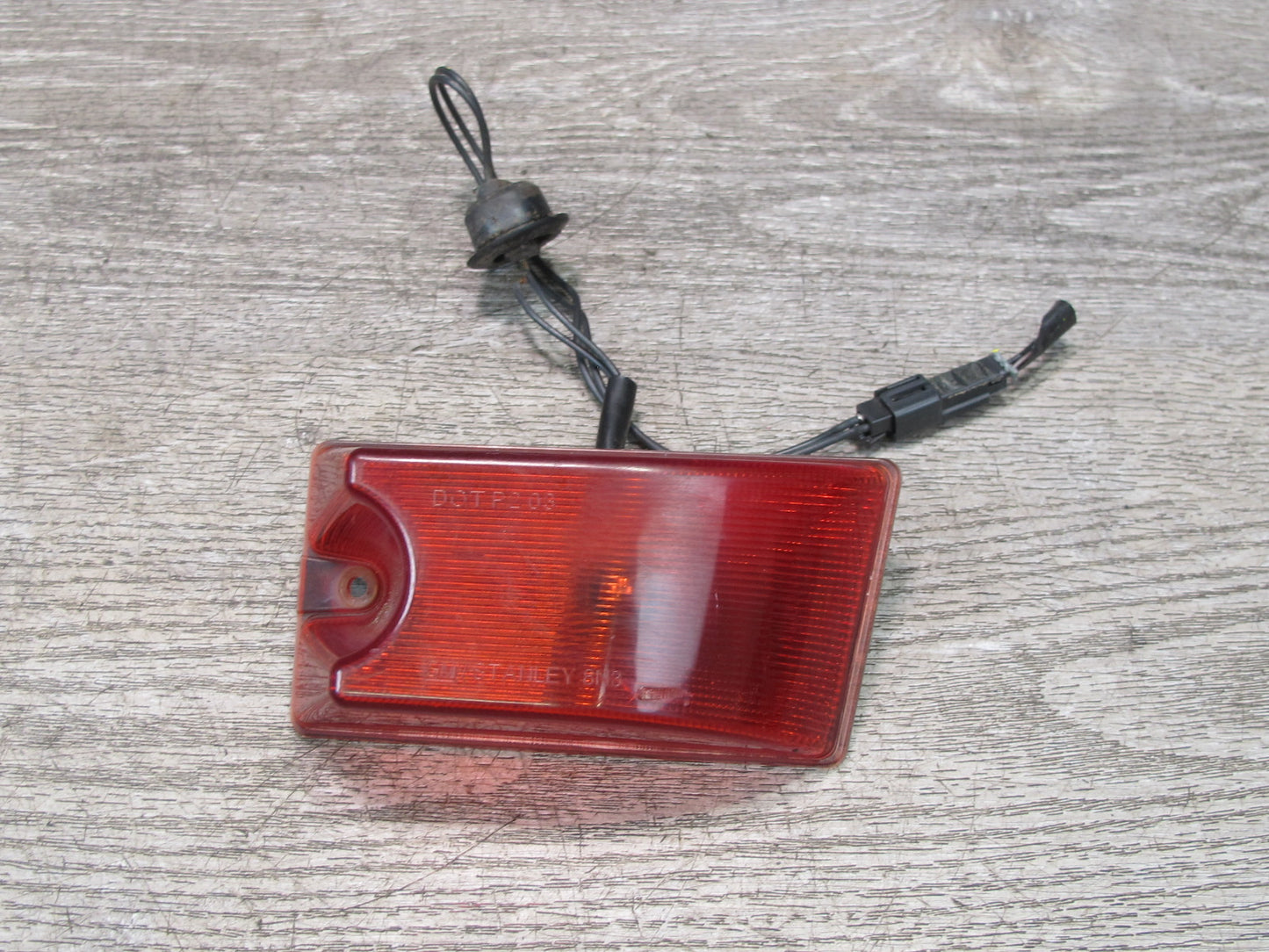 2003-2009 Hummer H2 Rear Roof Clearance Marker Light Lamp Set of 2