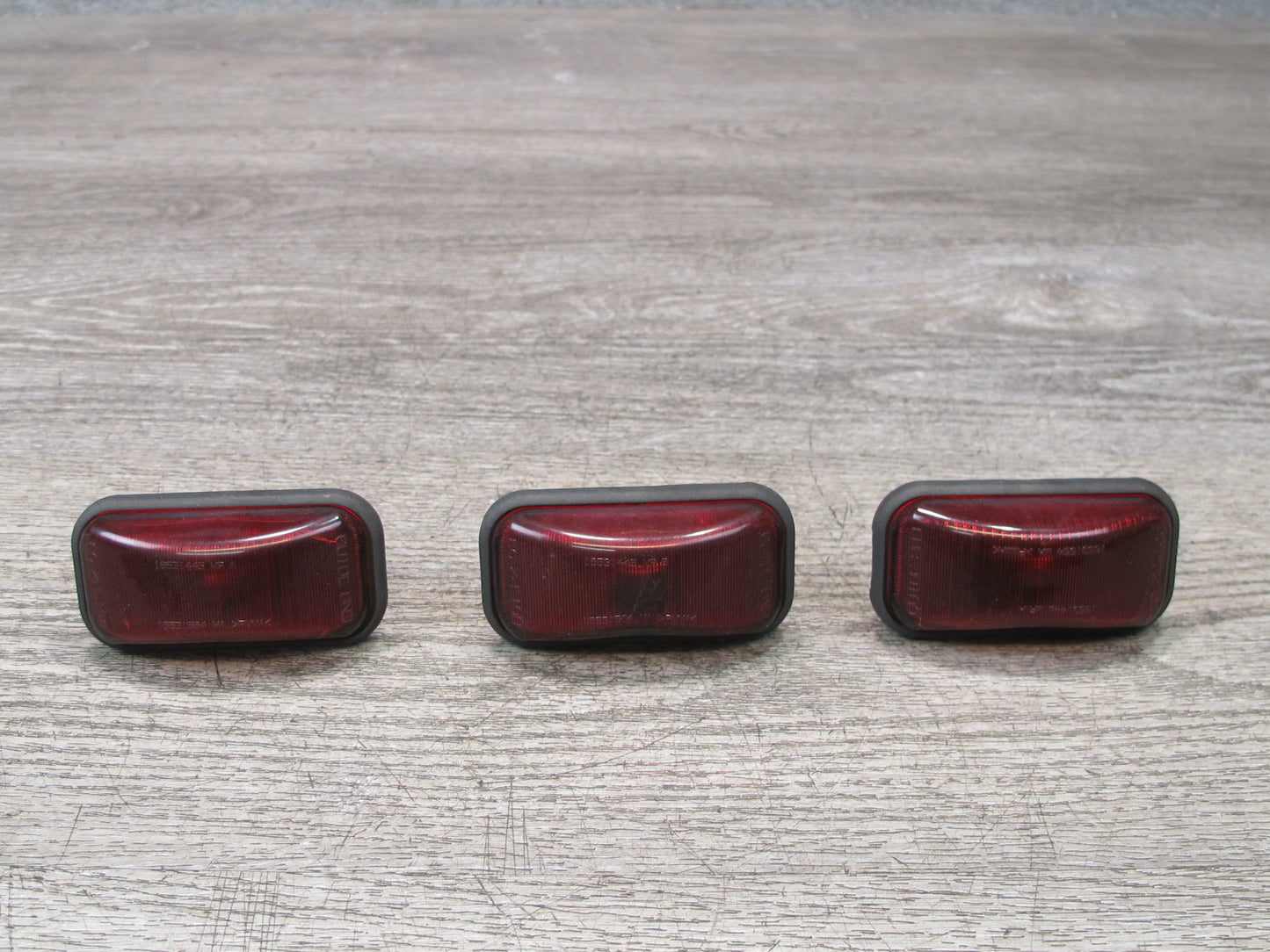 2003-2009 Hummer H2 Rear Upper Roof Clearance Marker Light Lamp Set of 3