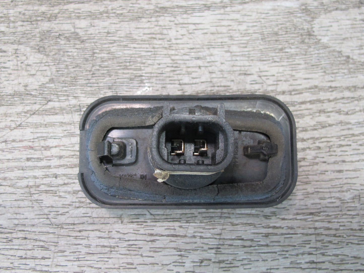 2003-2009 Hummer H2 Rear Upper Roof Clearance Marker Light Lamp Set of 3