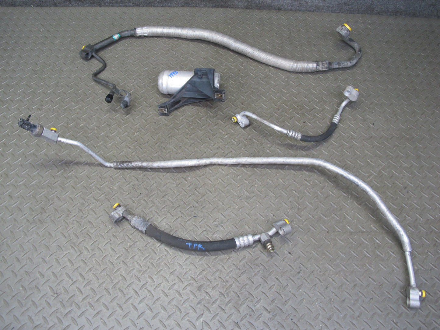 01-06 BMW E46 330ci M54 A/C Air Condition  Hose Pipe Line Dryer Set OEM