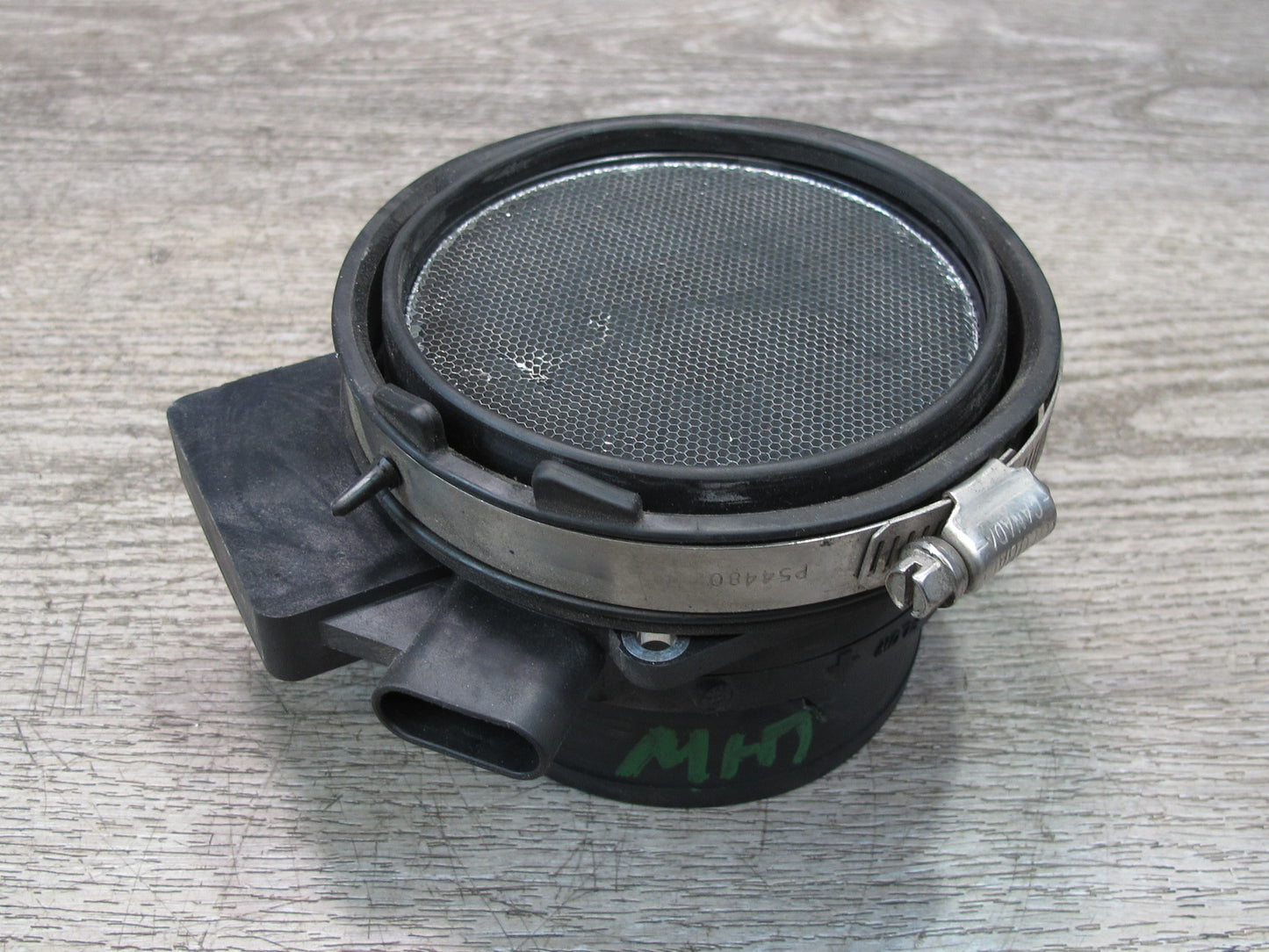 2003-2007 Hummer H2 Air Intake Mass Air Flow Meter MAF Sensor