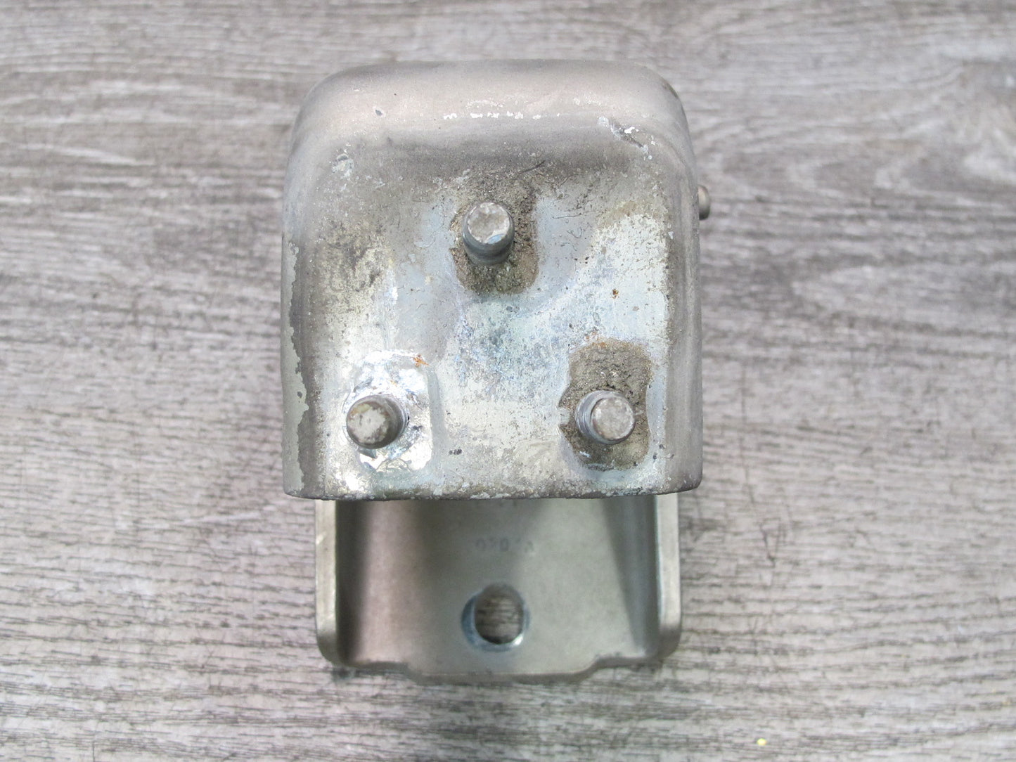 2003-2009 Hummer H2 Front Right & Left Side Hood Bonnet Hinge Support Set