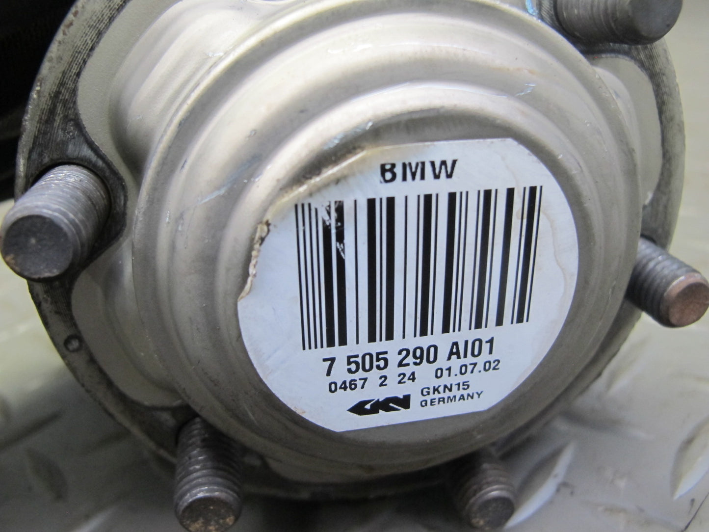 01-06 BMW E46 330CI M54 RWD A/T Rear Right Suspension Axle Shaft 7505290 OEM