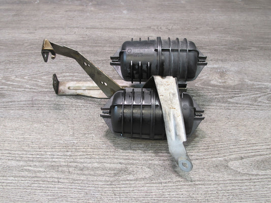 08-13 BMW E82 E88 135i Turbocharger Vacuum Canister Tank Set 2247620 OEM