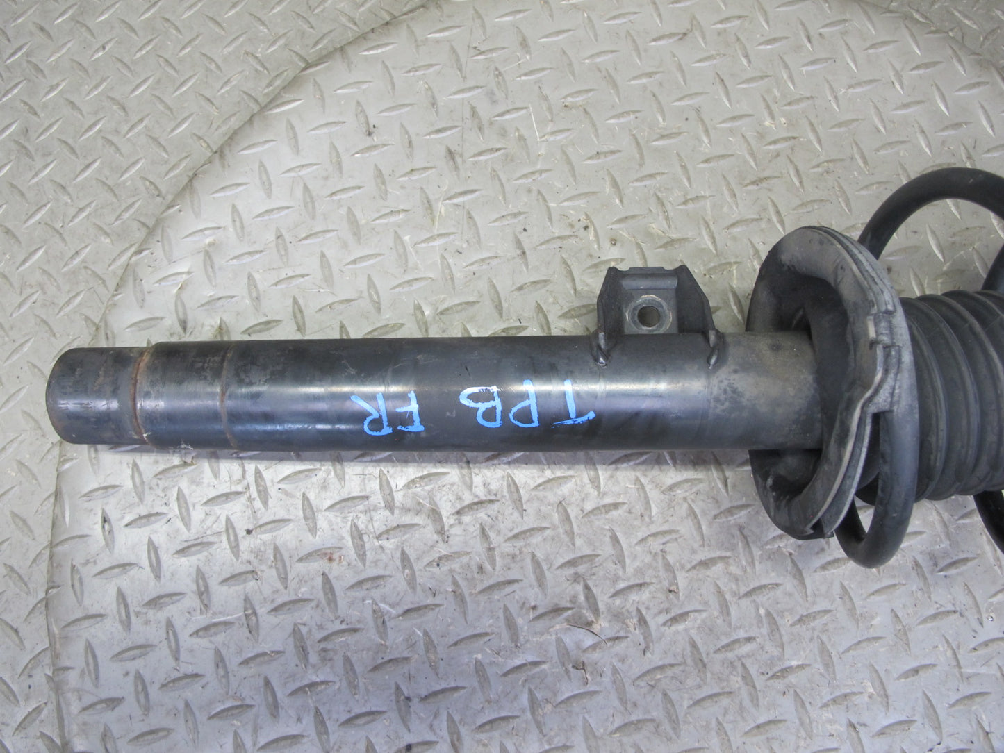 01-06 BMW E46 330CI Convertible Front Left & Right Strut Shock Absorber Set OEM