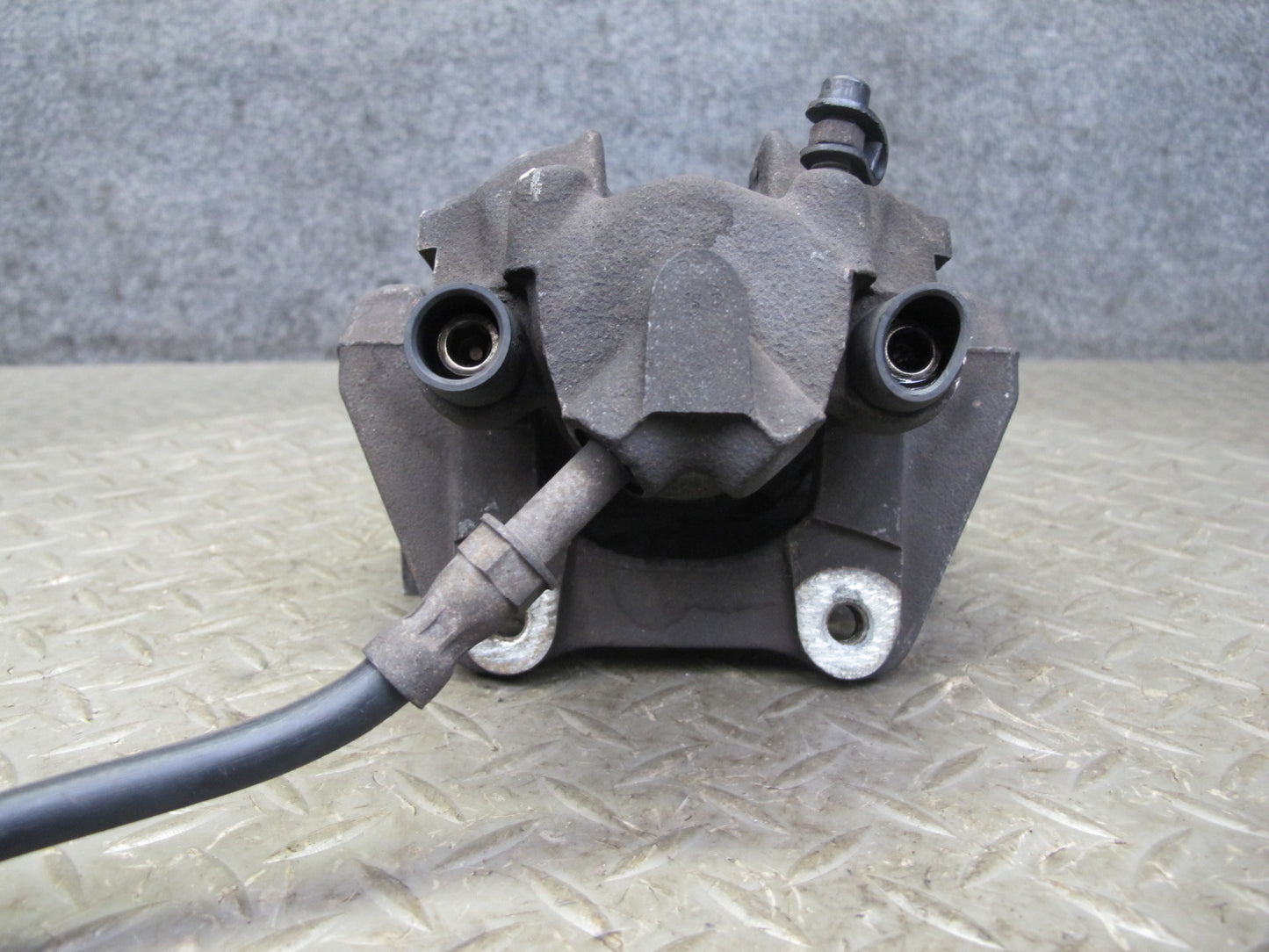 01-06 BMW E46 330i 330Ci RWD Set of 2 Rear Left & Right Brake Caliper OEM