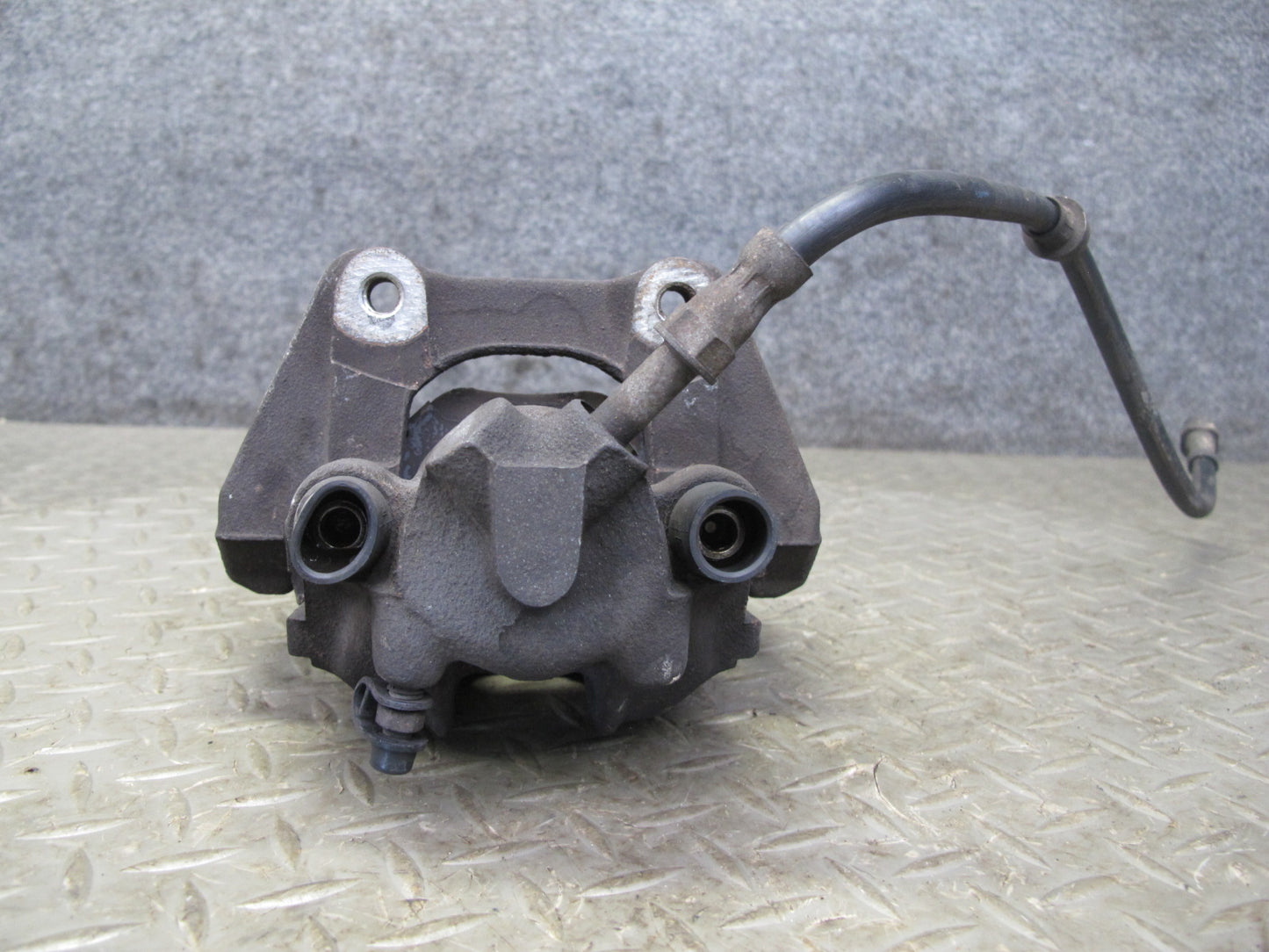 01-06 BMW E46 330i 330Ci RWD Set of 2 Rear Left & Right Brake Caliper OEM