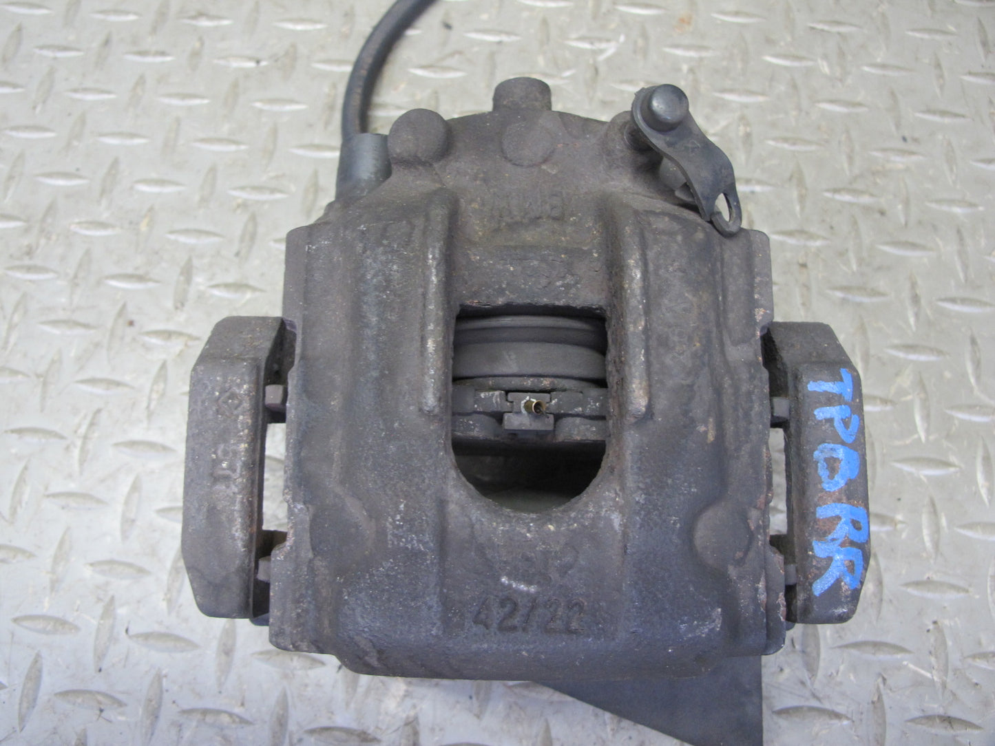 01-06 BMW E46 330i 330Ci RWD Set of 2 Rear Left & Right Brake Caliper OEM