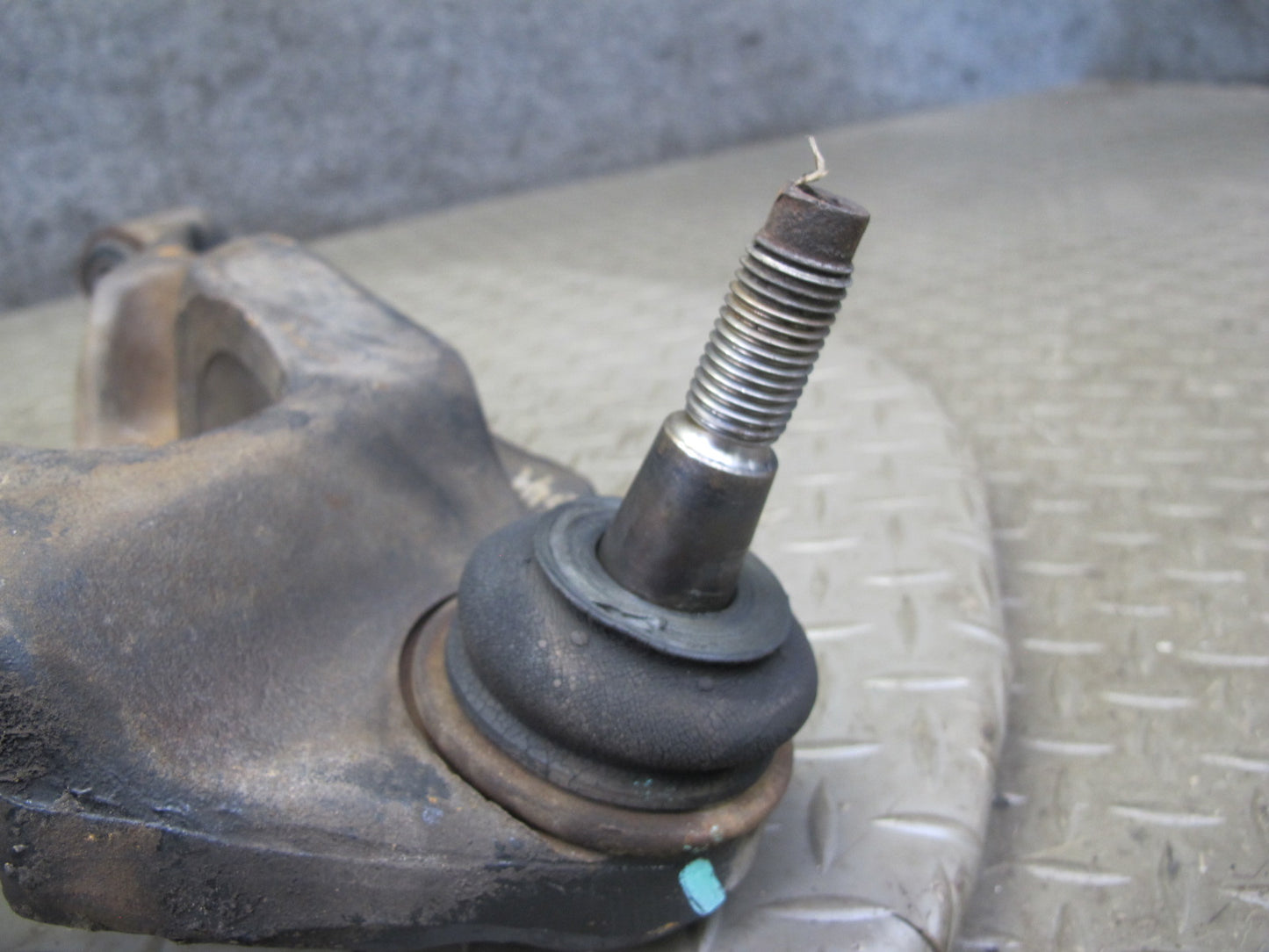 2003-2009 Hummer H2 AWD Front Left Driver Side Lower Control Arm