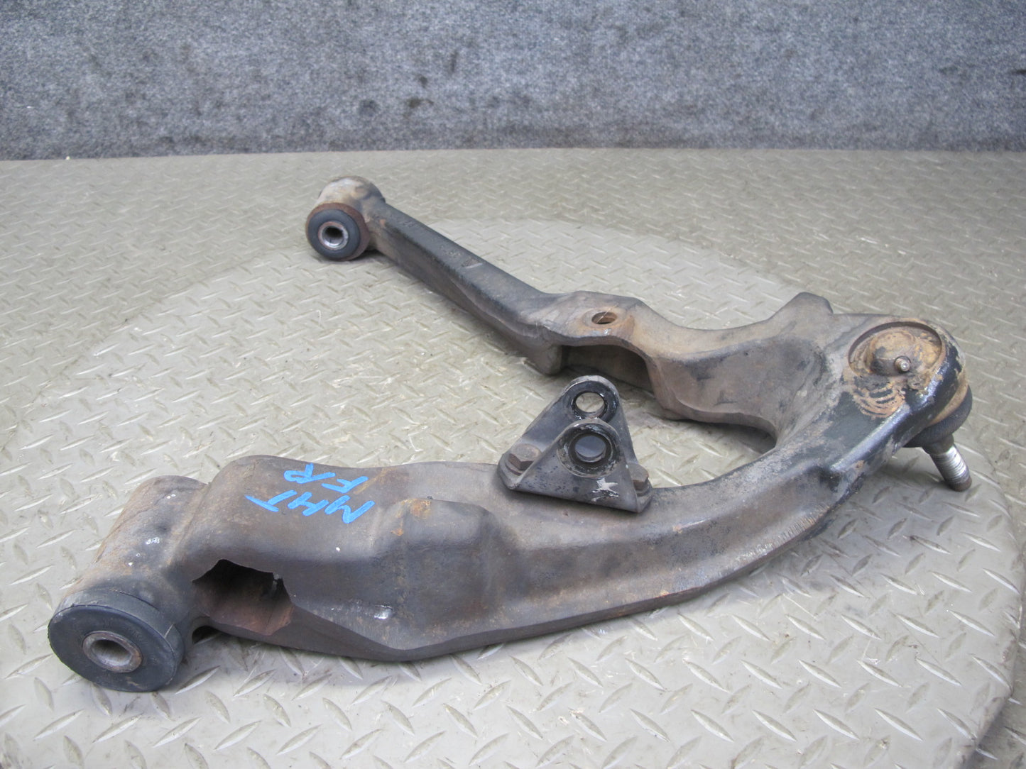 2003-2009 Hummer H2 AWD Front Right Passenger Side Lower Control Arm