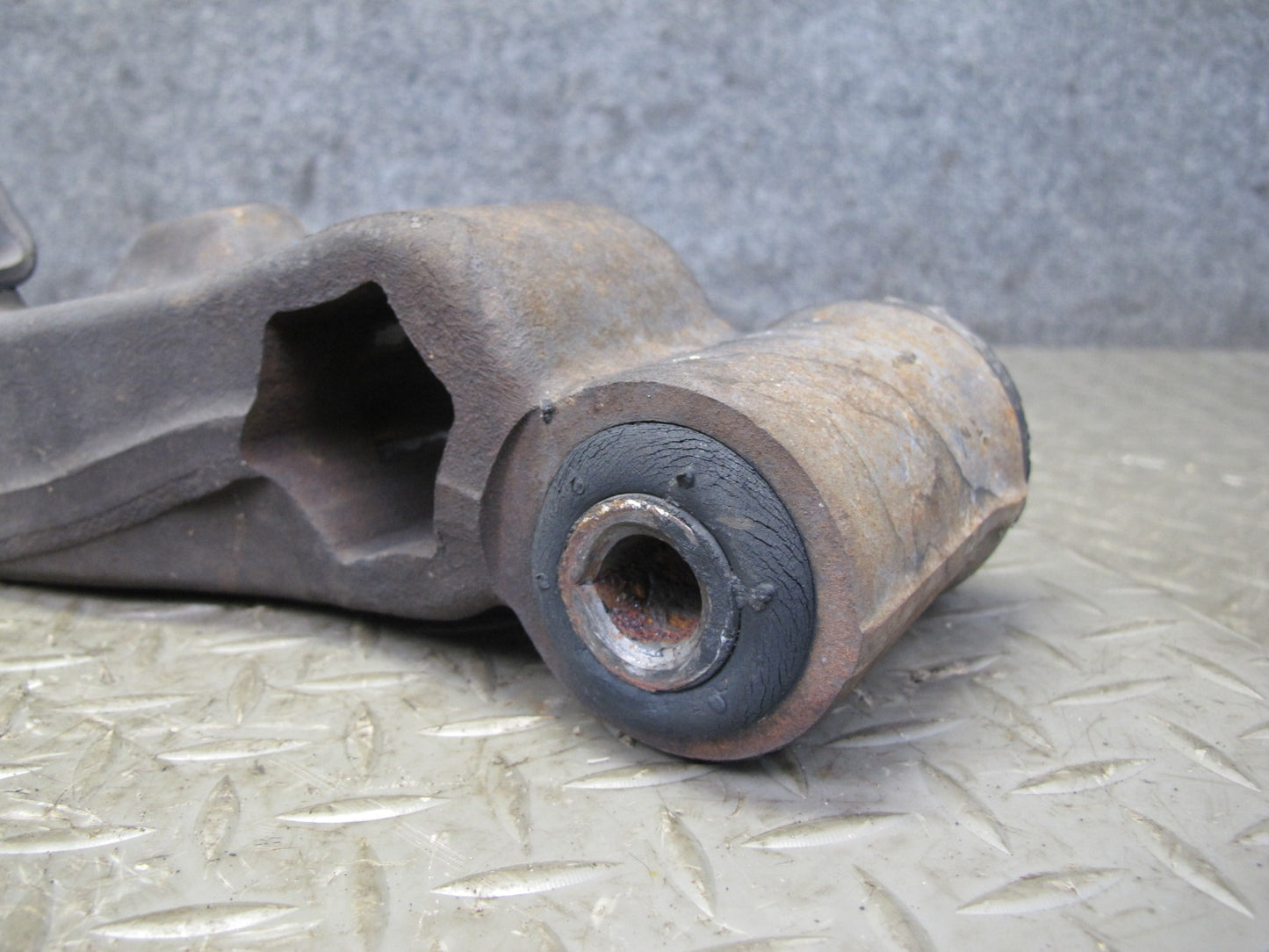 2003-2009 Hummer H2 AWD Front Right Passenger Side Lower Control Arm