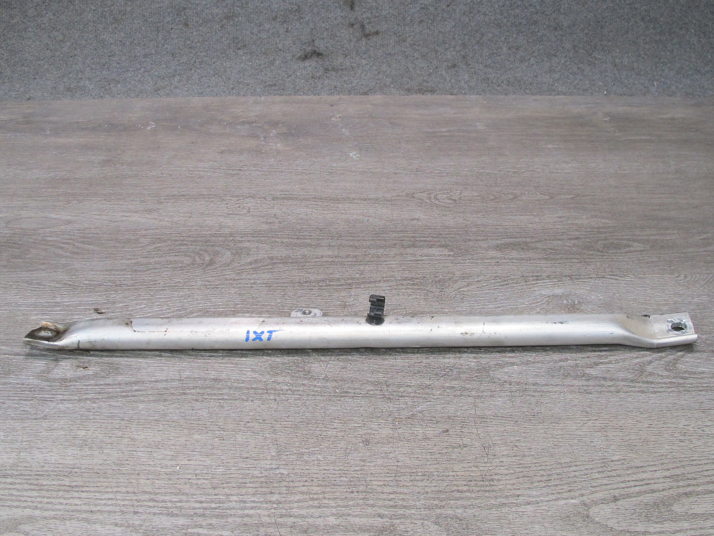 11-17 BMW F25 X3 Set of 2 Front Left & Rightsuspension Strut Tower Brace Bar OEM